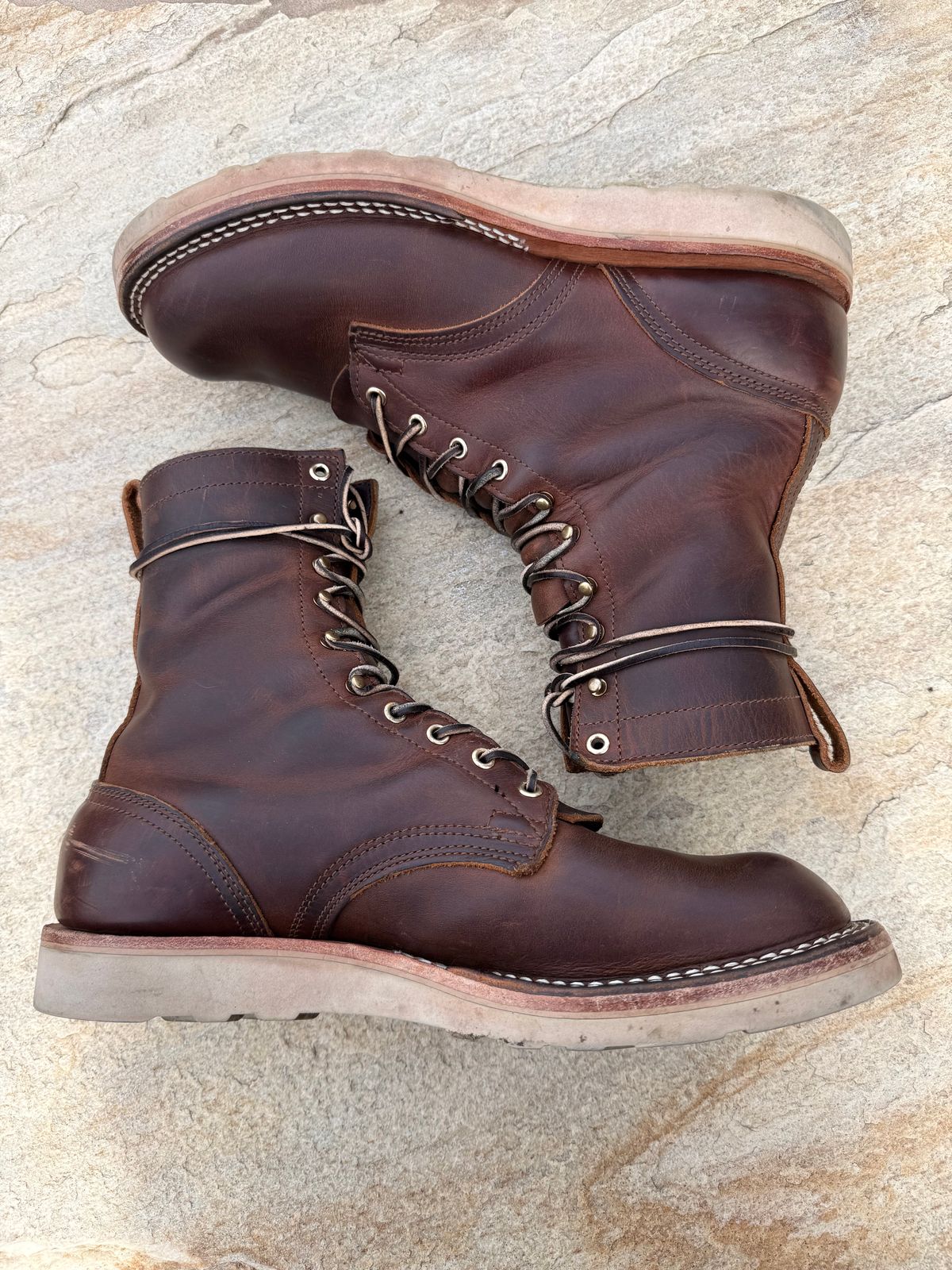 Photo by Shipwrx on January 2, 2026 of the Nicks Traveler in Horween Orange Predator.