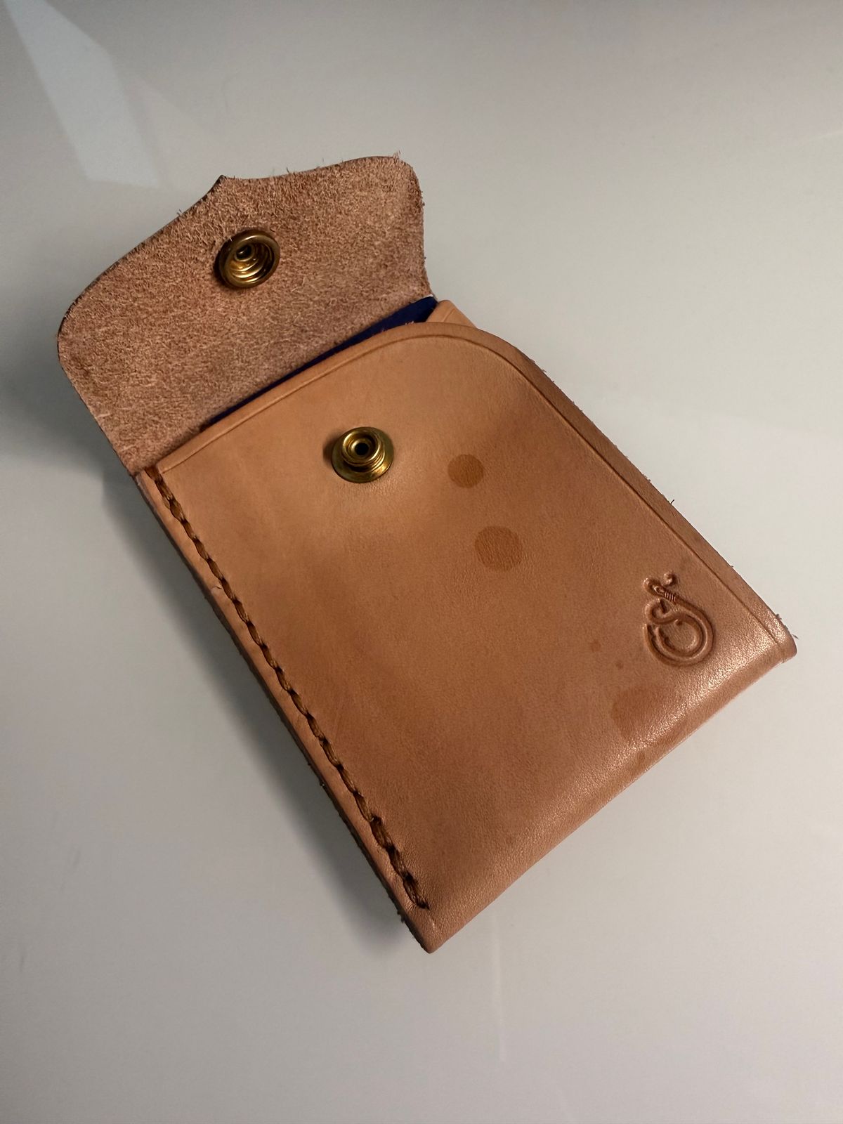 Photo by Shipwrx on December 2, 2025 of the Ship John Foley Card Wallet in Natural.