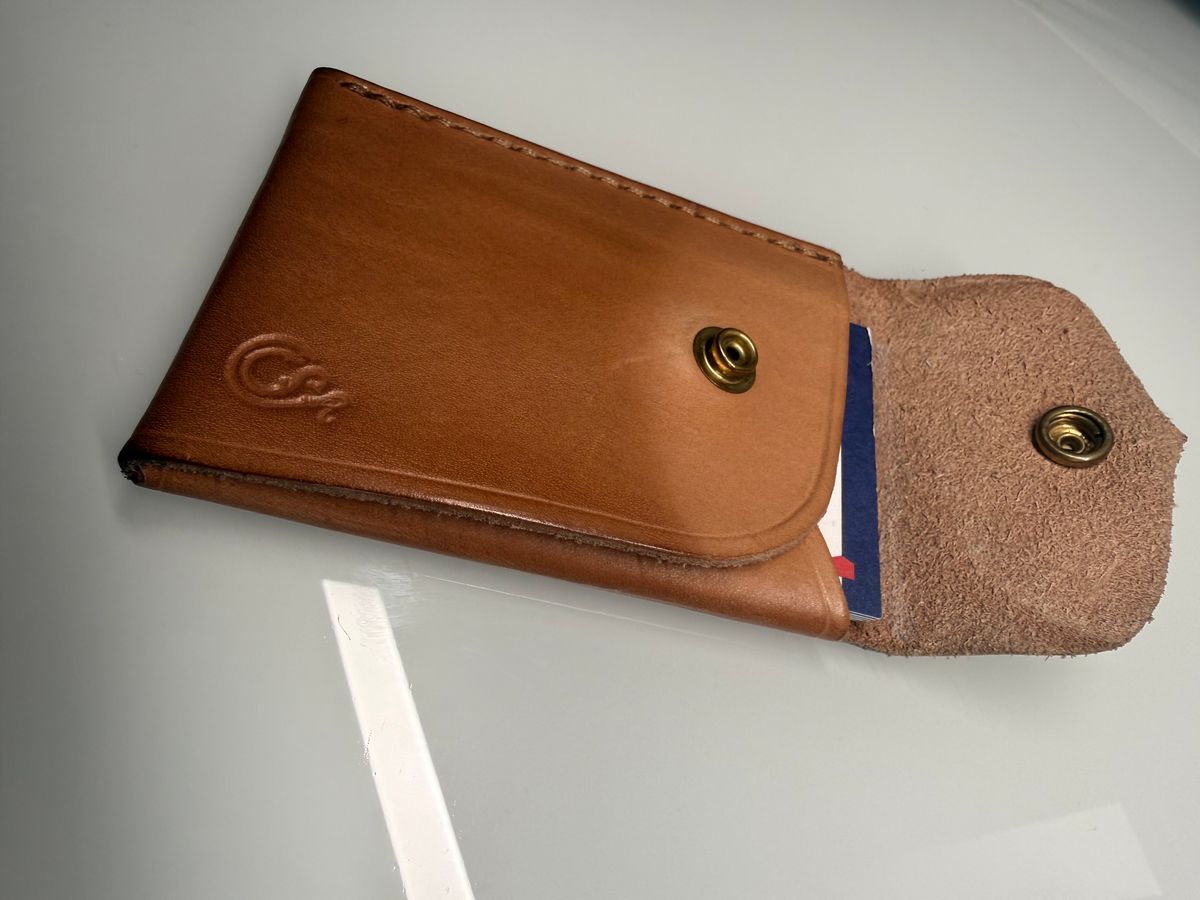 Photo by Shipwrx on March 2, 2026 of the Ship John Foley Card Wallet in Natural.