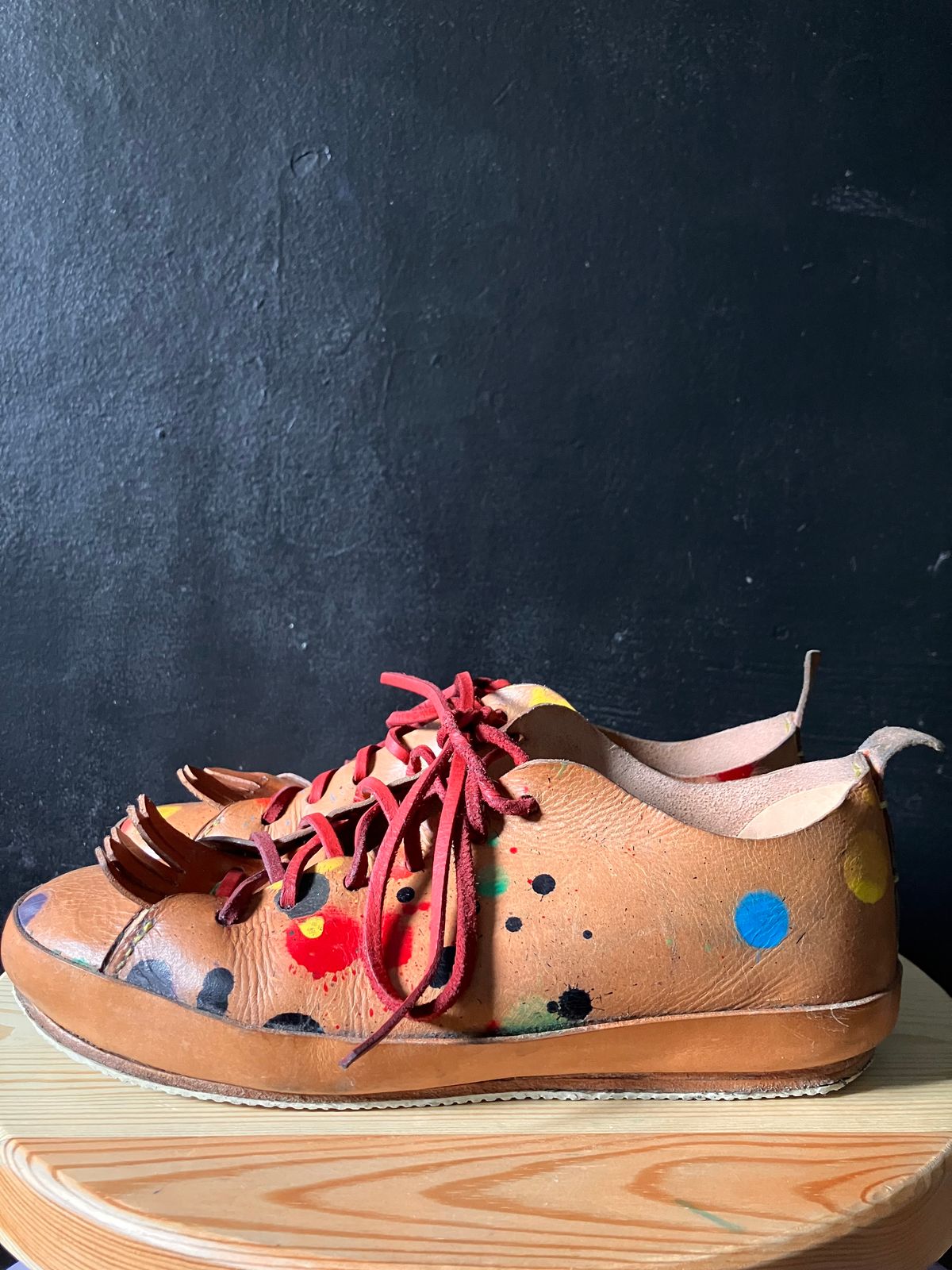Photo by smalls.and.co on January 5, 2025 of the Smalls & co Sneaker in Vegtable Tanned leather.