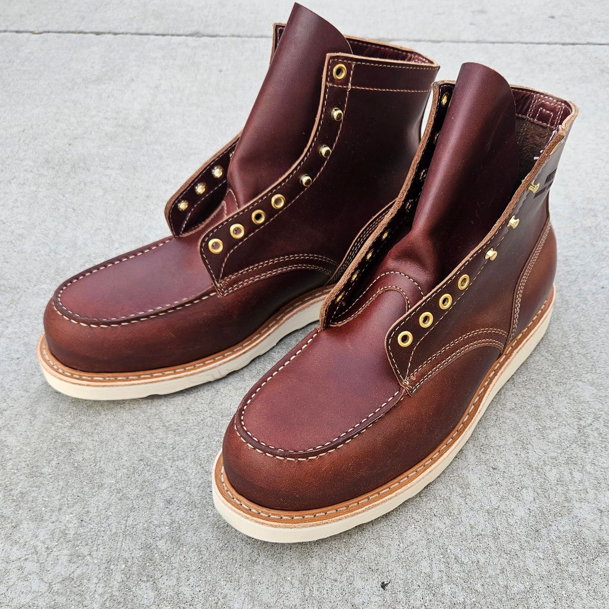 Photo by shipwreckwillie on March 20, 2025 of the White's Perry 6" Select in Seidel British Tan Double Shot.