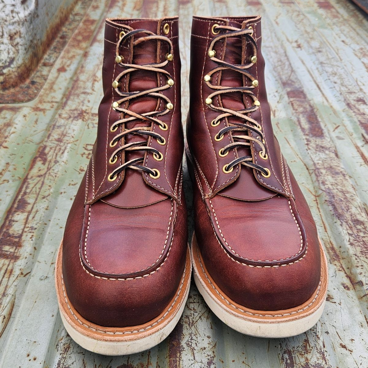 Photo by shipwreckwillie on April 7, 2025 of the White's Perry 6" Select in Seidel British Tan Double Shot.