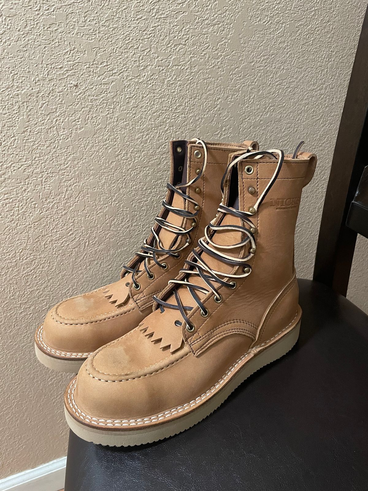 Photo by KuKuSparky on October 1, 2024 of the Nicks Moc Toe Pro in Seidel 1964 Tan.