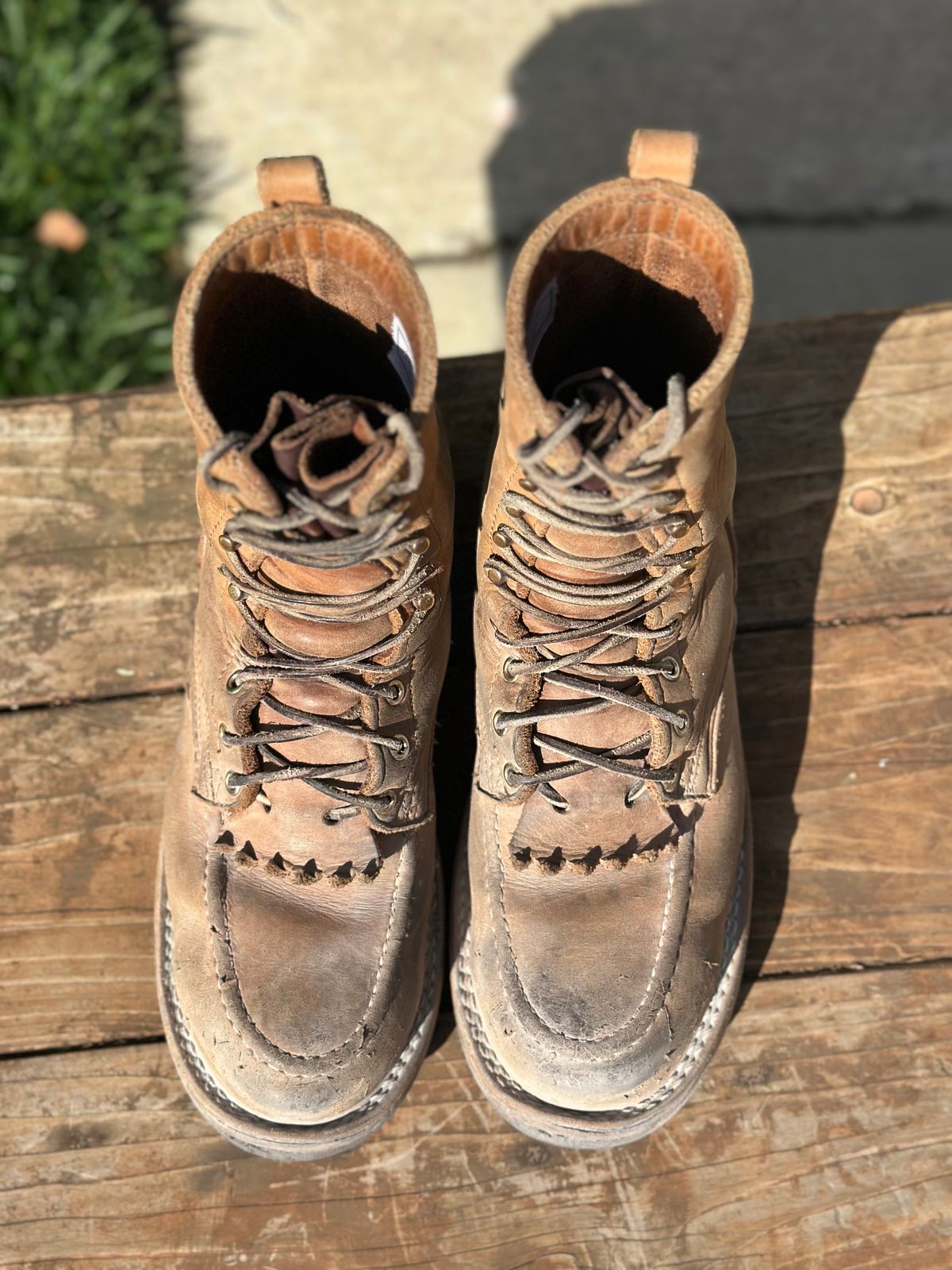 Photo by KuKuSparky on April 5, 2025 of the Nicks Moc Toe Pro in Seidel 1964 Tan.