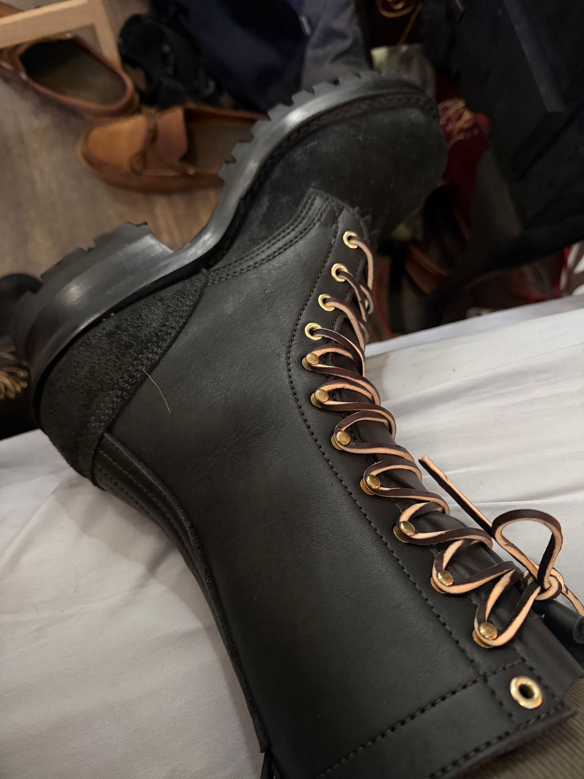 Photo by BigDawg308 on August 8, 2025 of the Nicks Hot Shot in Seidel MaxSupport Black & Seidel MaxSupport Black Roughout.