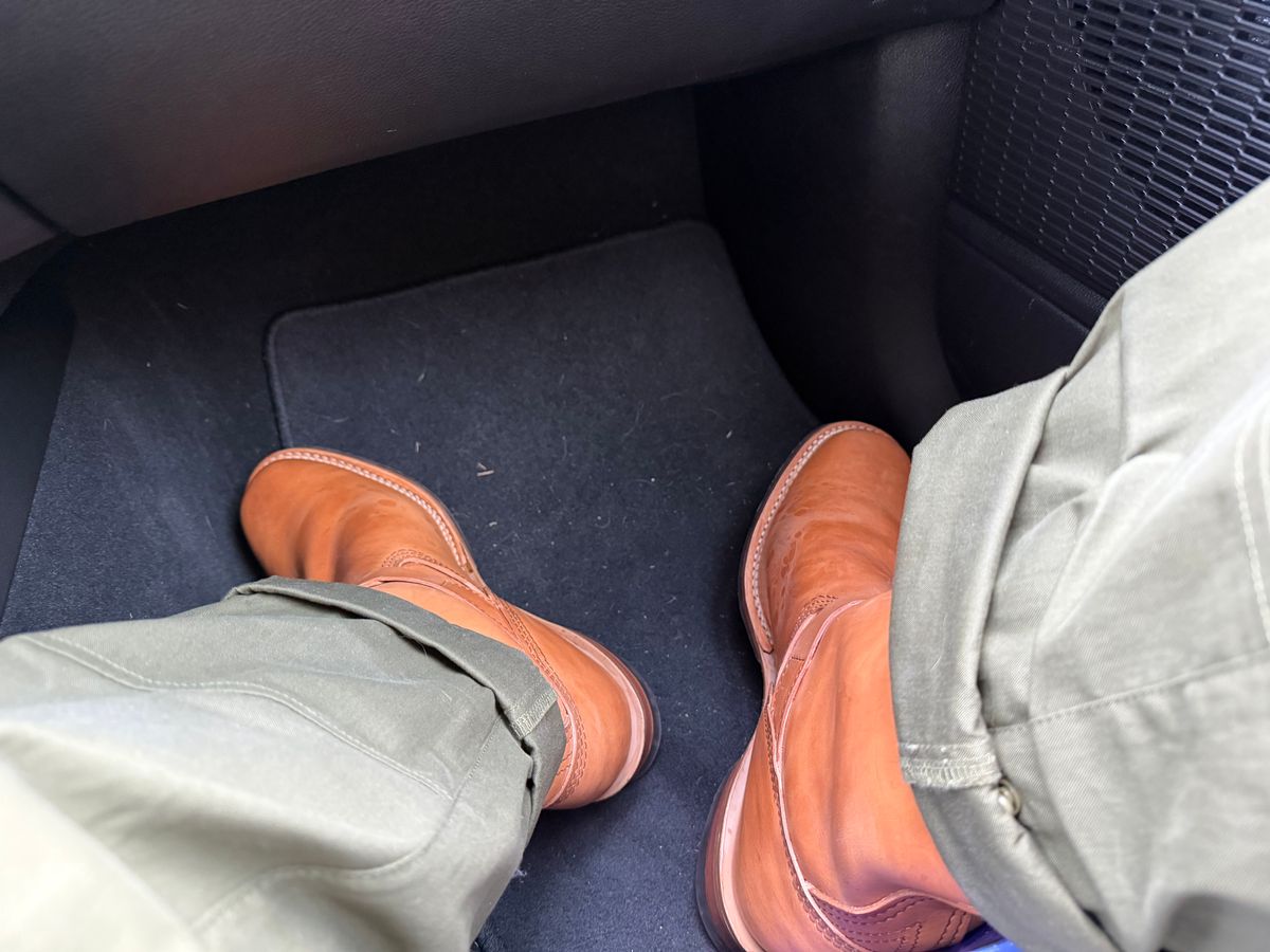 Photo by BigDawg308 on March 24, 2026 of the Wesco Mister Lou in Maryam Vachetta Natural Horsebutt.