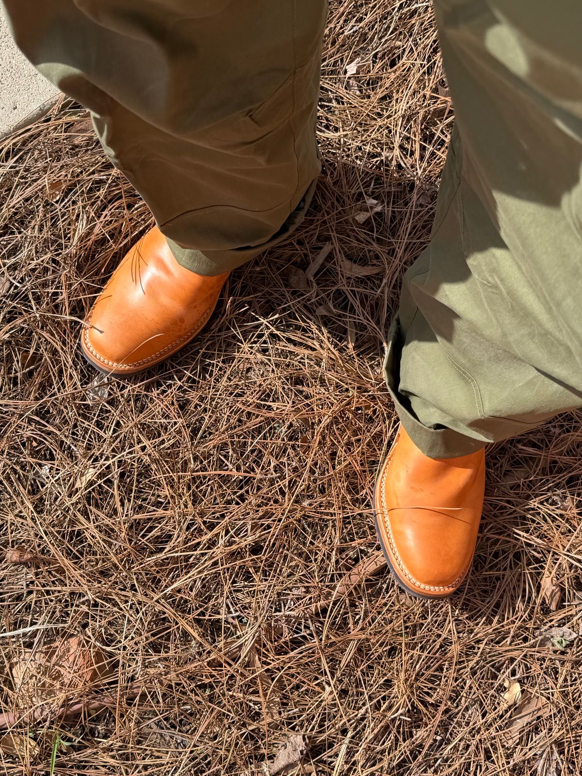 Photo by BigDawg308 on March 24, 2026 of the Wesco Mister Lou in Maryam Vachetta Natural Horsebutt.