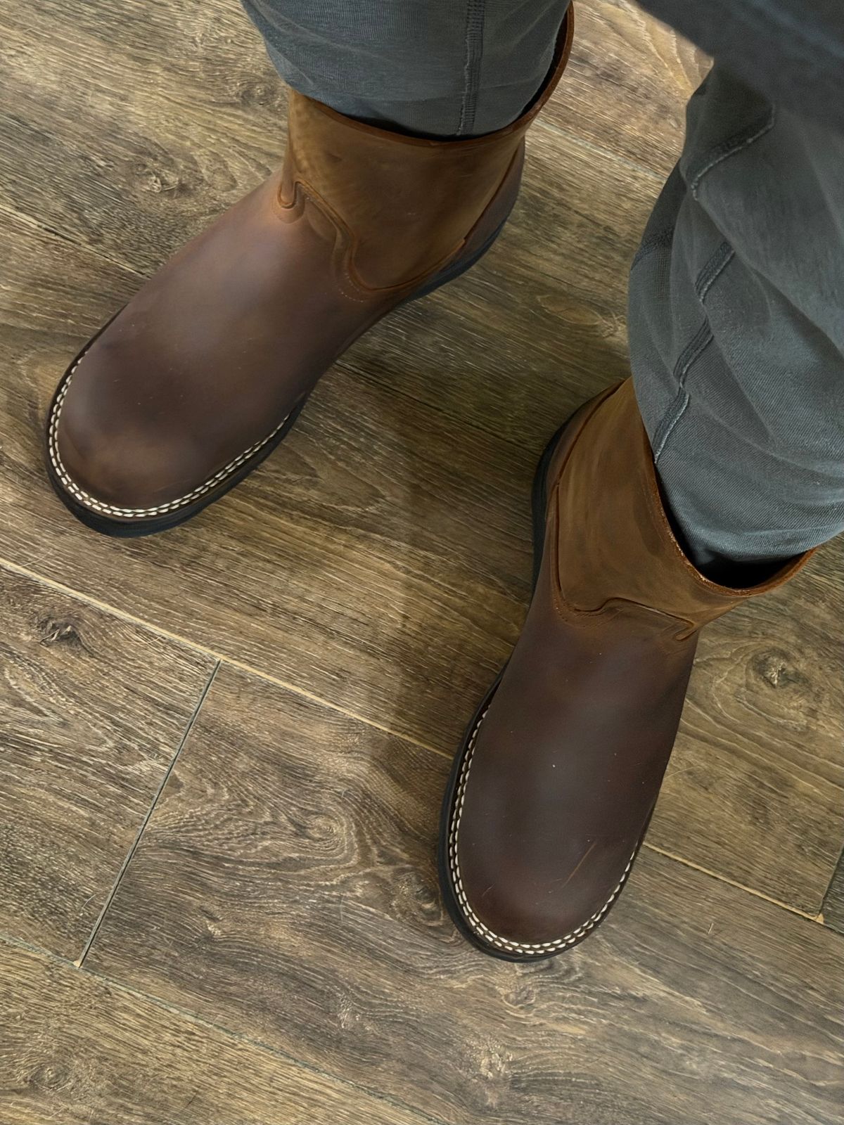 Photo by BigDawg308 on March 8, 2026 of the Nicks Wellington in Seidel WeatherShield Brown.