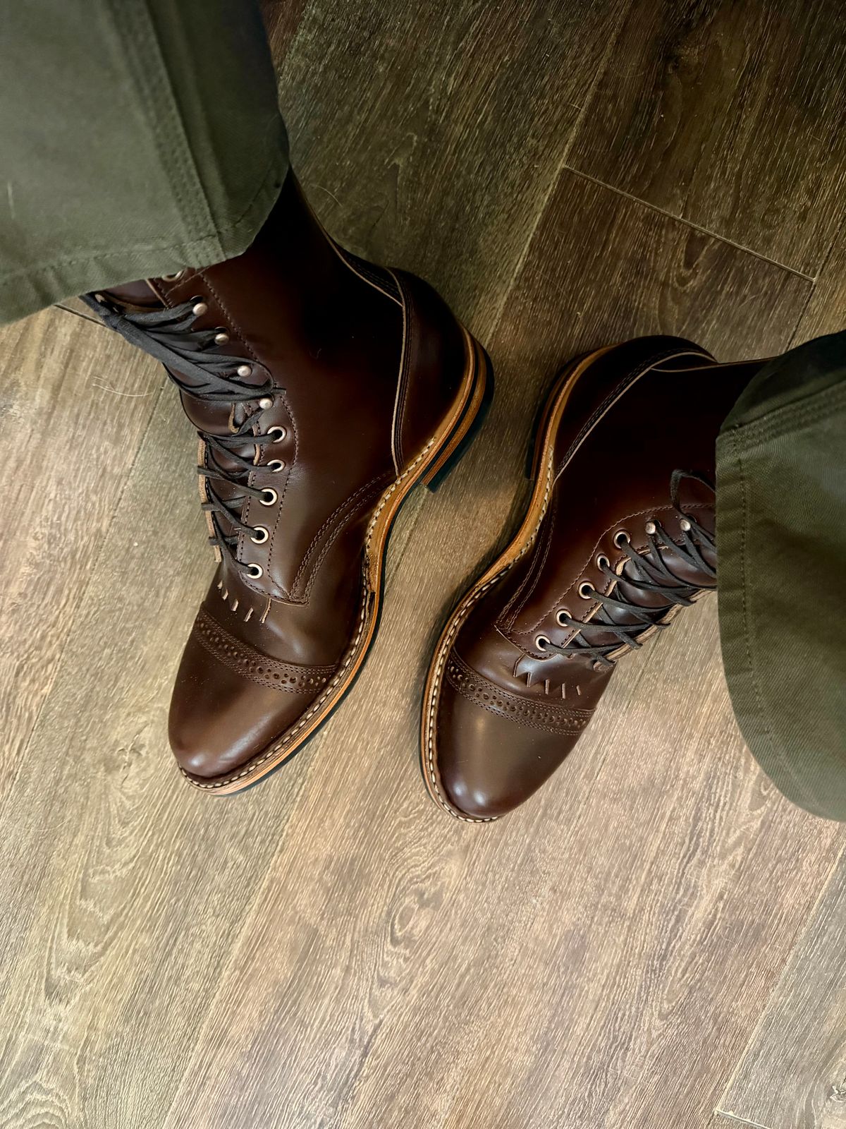 Photo by BigDawg308 on December 21, 2025 of the White's MP-Sherman Toe Cap in Horween Brown Chromexcel Horsehide.