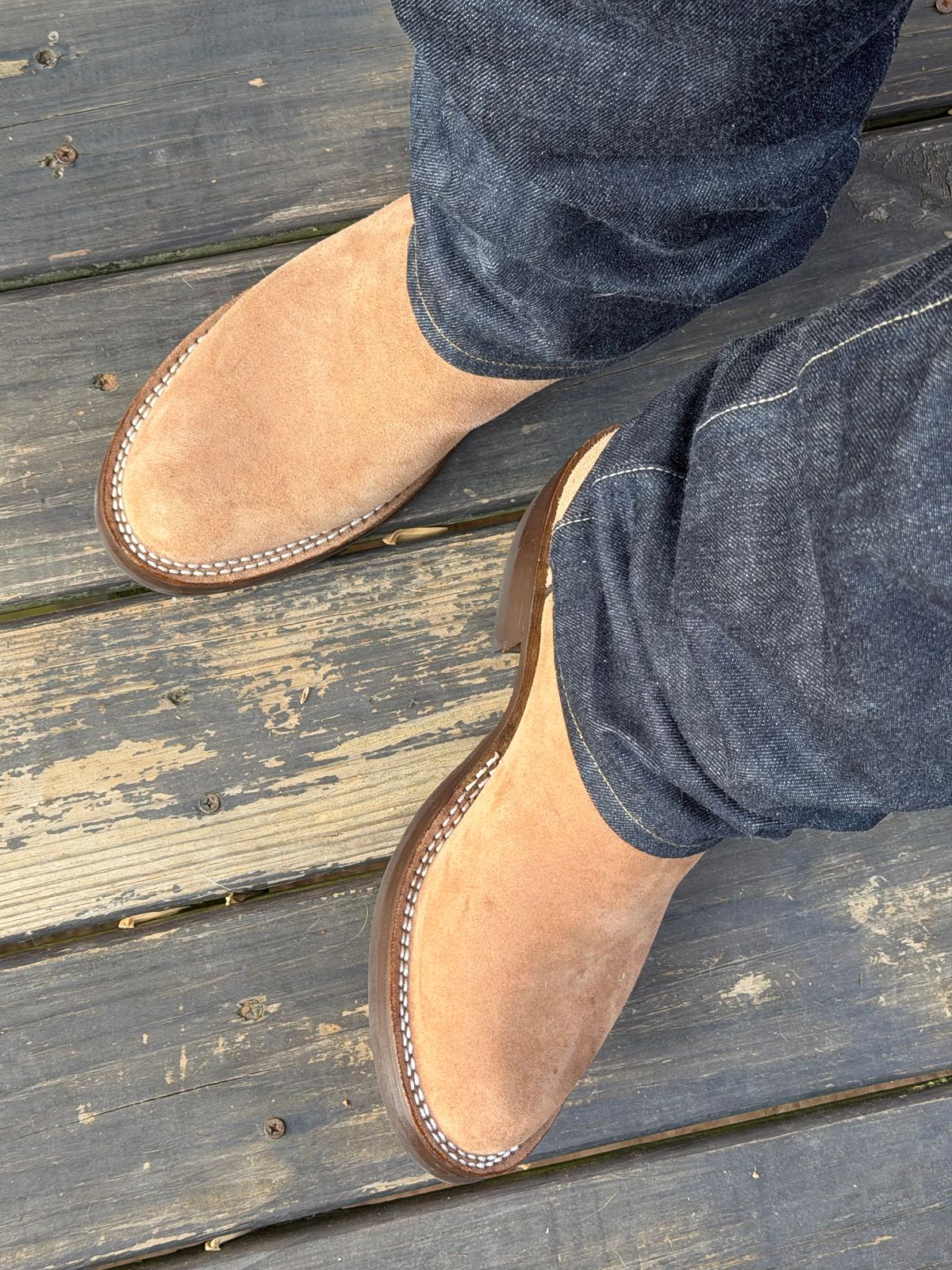 Photo by BigDawg308 on December 24, 2025 of the Nicks Doc Wellington in Horween Light Natural Dublin.