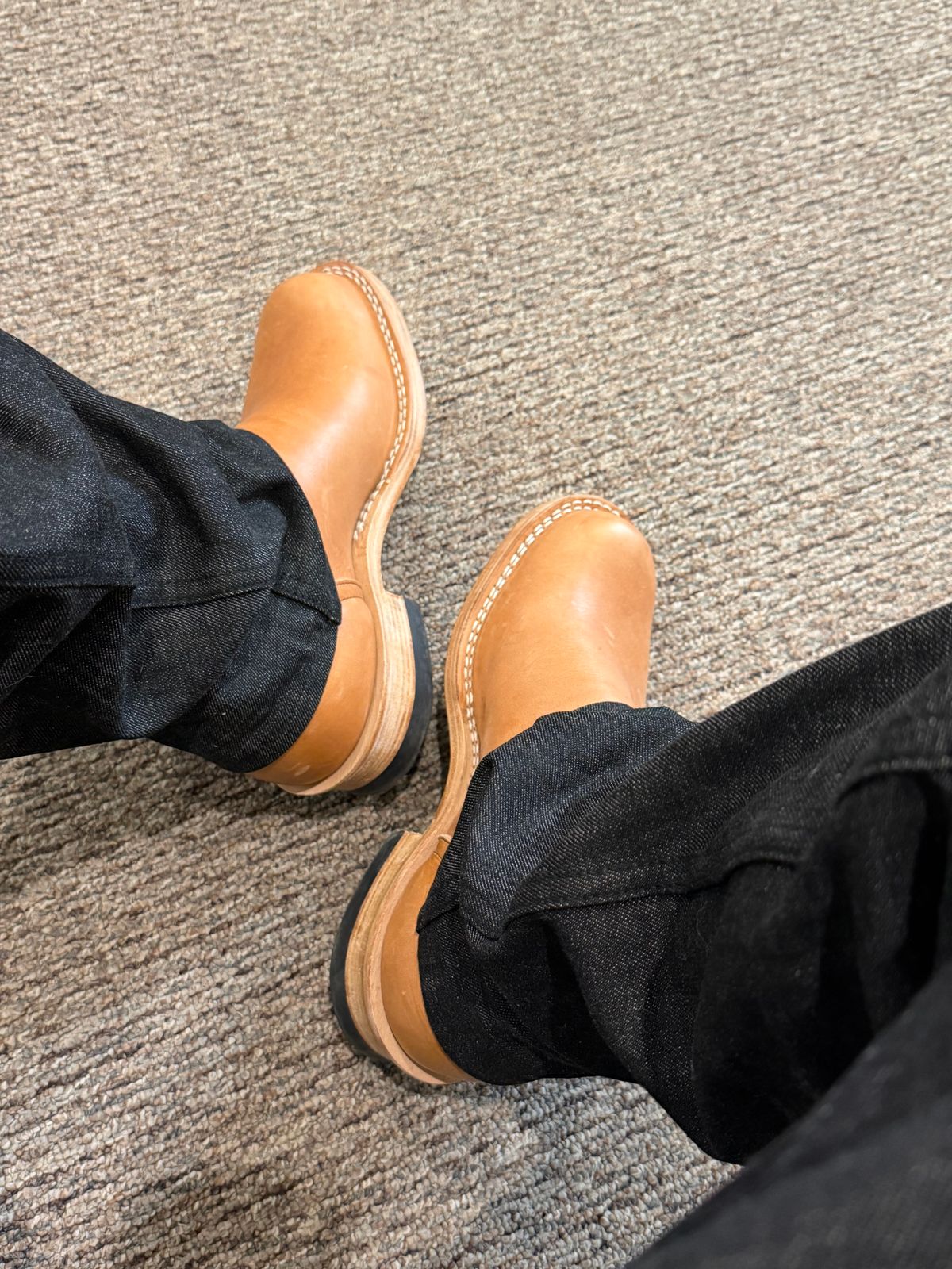 Photo by BigDawg308 on April 6, 2026 of the Nicks Doc Wellington in Horween Light Natural Dublin.
