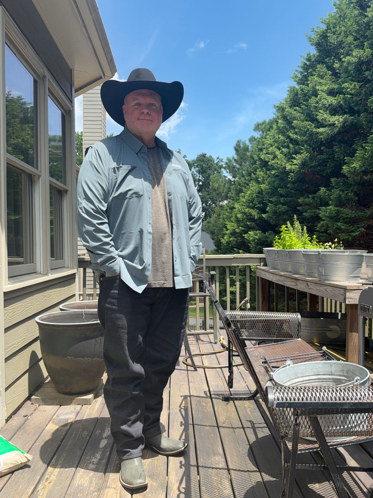 Photo by BigDawg308 on June 27, 2026 of the Rios of Mercedes Cowboy Boots in Black Poseidon Goat & Maraschino Red Kidskin.
