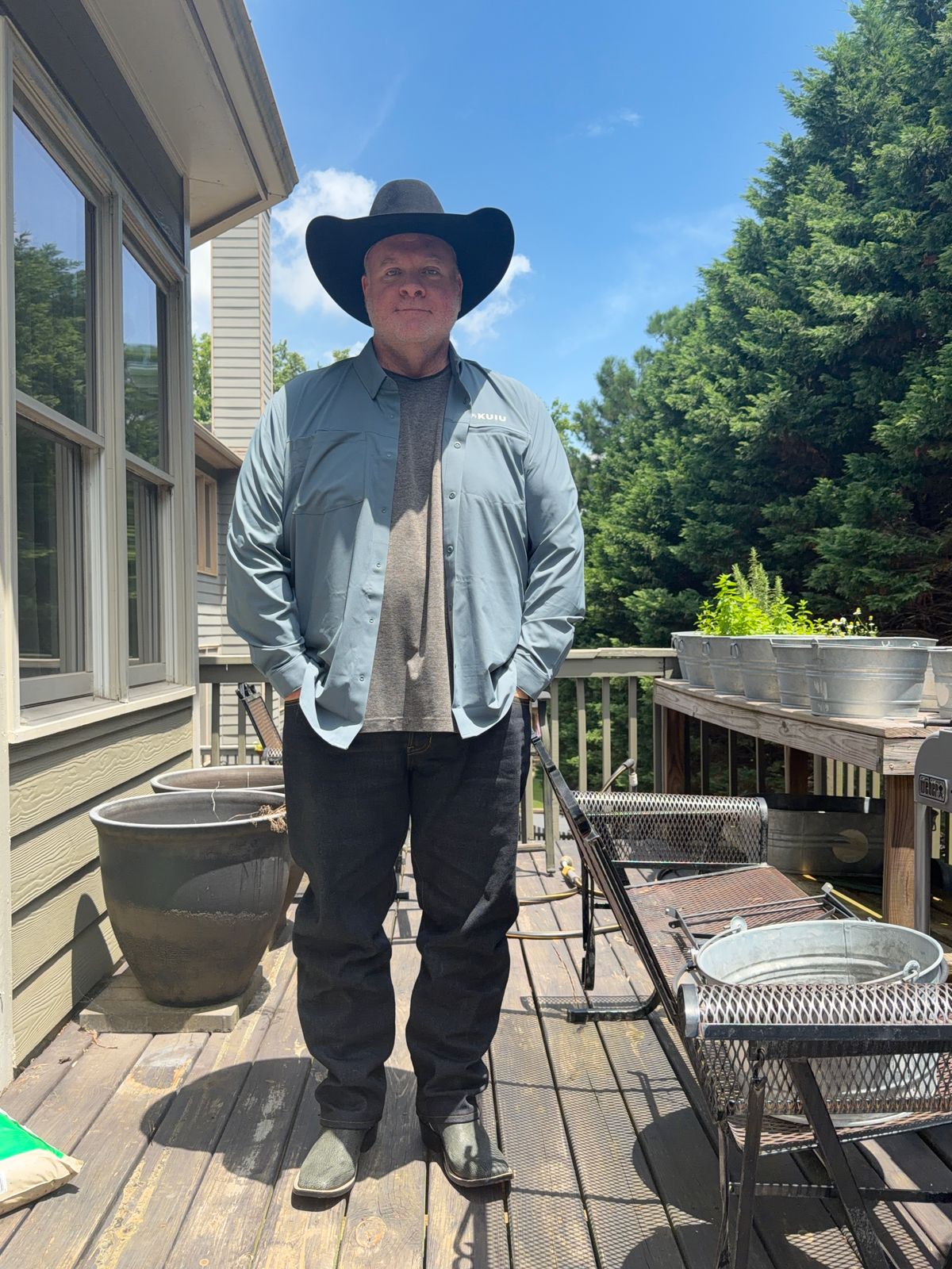 Photo by BigDawg308 on June 27, 2026 of the Rios of Mercedes Cowboy Boots in Black Poseidon Goat & Maraschino Red Kidskin.