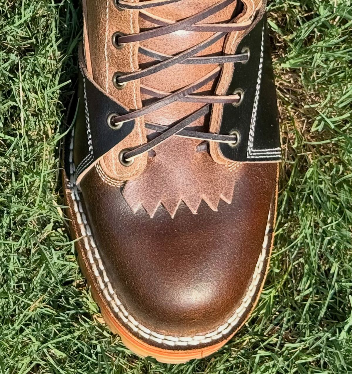 Photo by BigDawg308 on July 9, 2025 of the Frank's Boots Type 2 Highlander in Horween Cinnamon Waxed Flesh & Horween Natural Waxed Flesh & Horween Black Waxed Flesh.