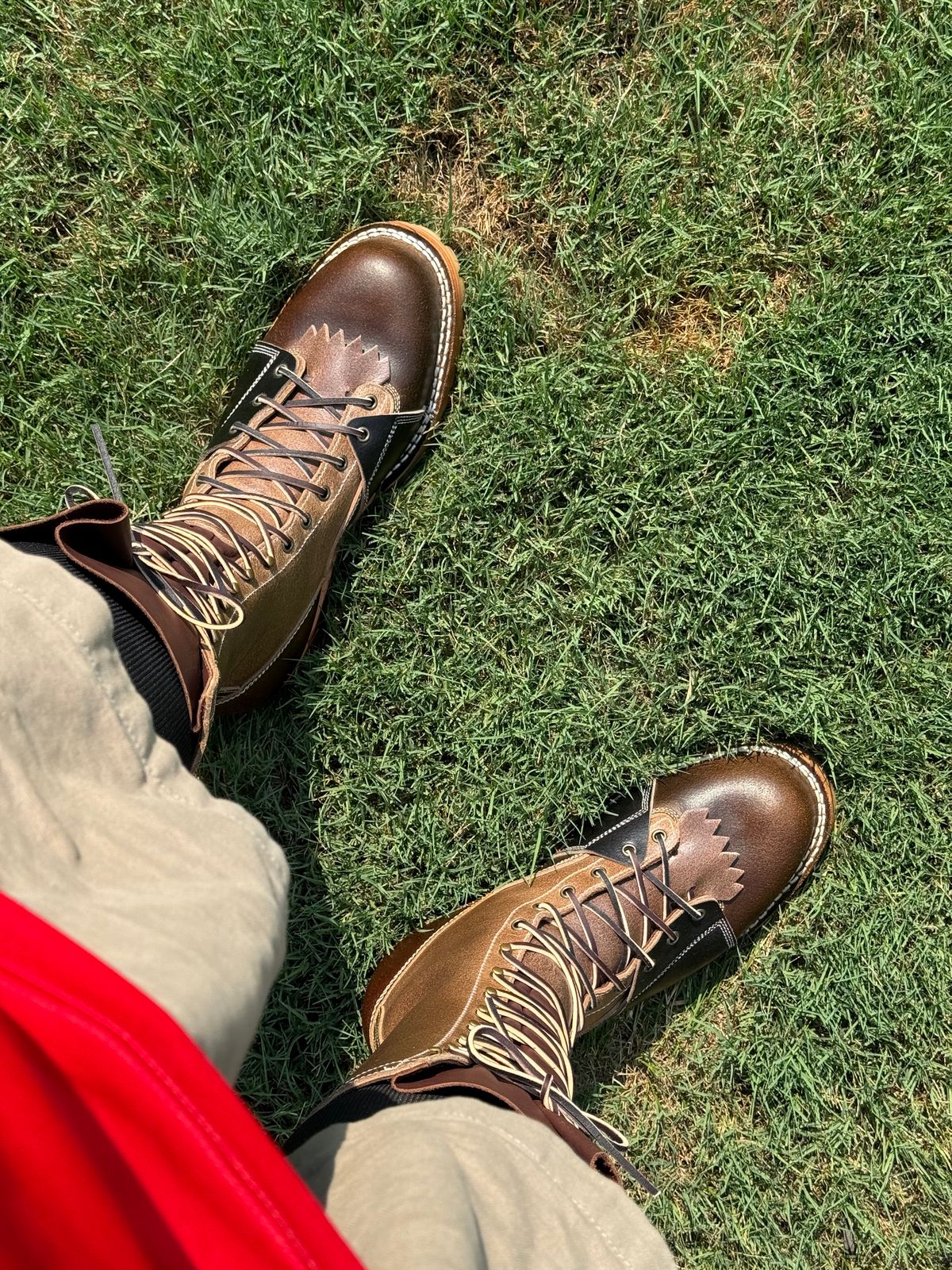 Photo by BigDawg308 on July 9, 2025 of the Frank's Boots Type 2 Highlander in Horween Cinnamon Waxed Flesh & Horween Natural Waxed Flesh & Horween Black Waxed Flesh.
