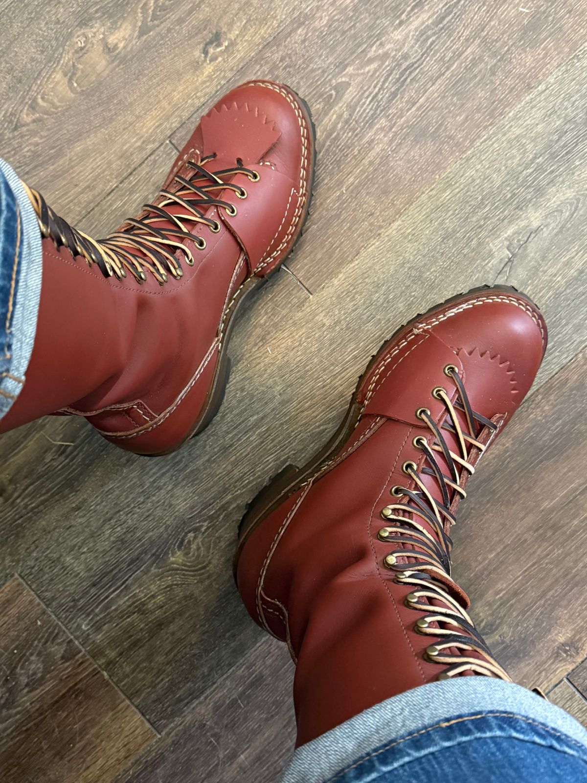 Photo by BigDawg308 on June 9, 2025 of the Wesco Highliner in Seidel Redwood Oil Tan.