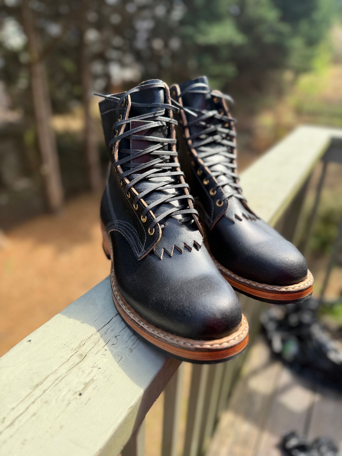 Photo by BigDawg308 on March 11, 2026 of the White's x Division Road Semi-Dress 375 in Horween Black Waxed Flesh.