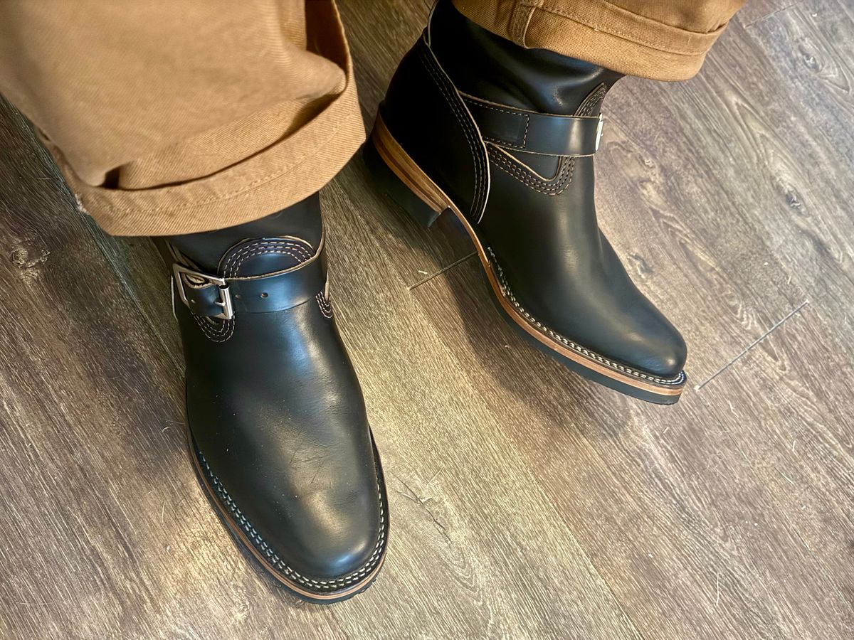 Photo by BigDawg308 on July 19, 2025 of the Wesco Mister Lou in Horween Black Chromexcel Horsehide.