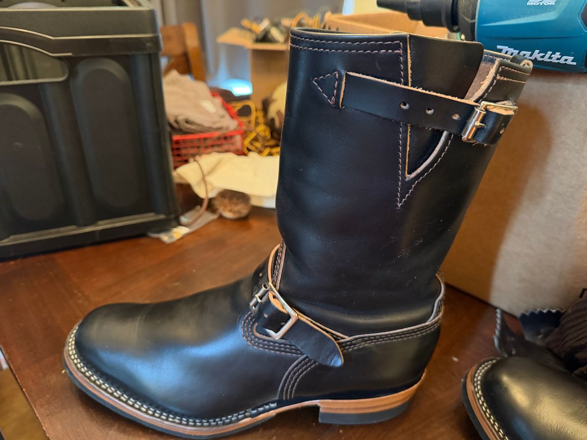 Photo by BigDawg308 on September 29, 2025 of the Wesco Mister Lou in Horween Black Chromexcel Horsehide.