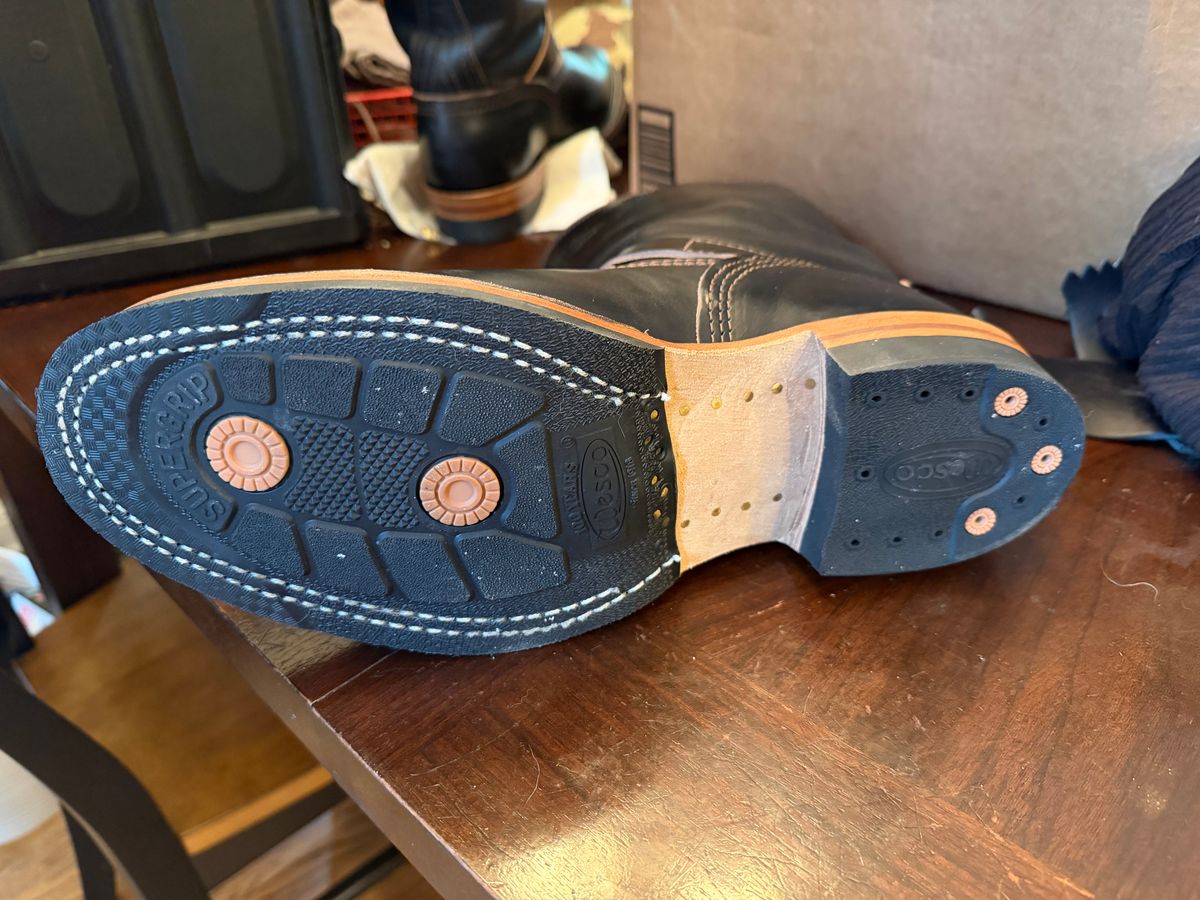 Photo by BigDawg308 on September 29, 2025 of the Wesco Mister Lou in Horween Black Chromexcel Horsehide.