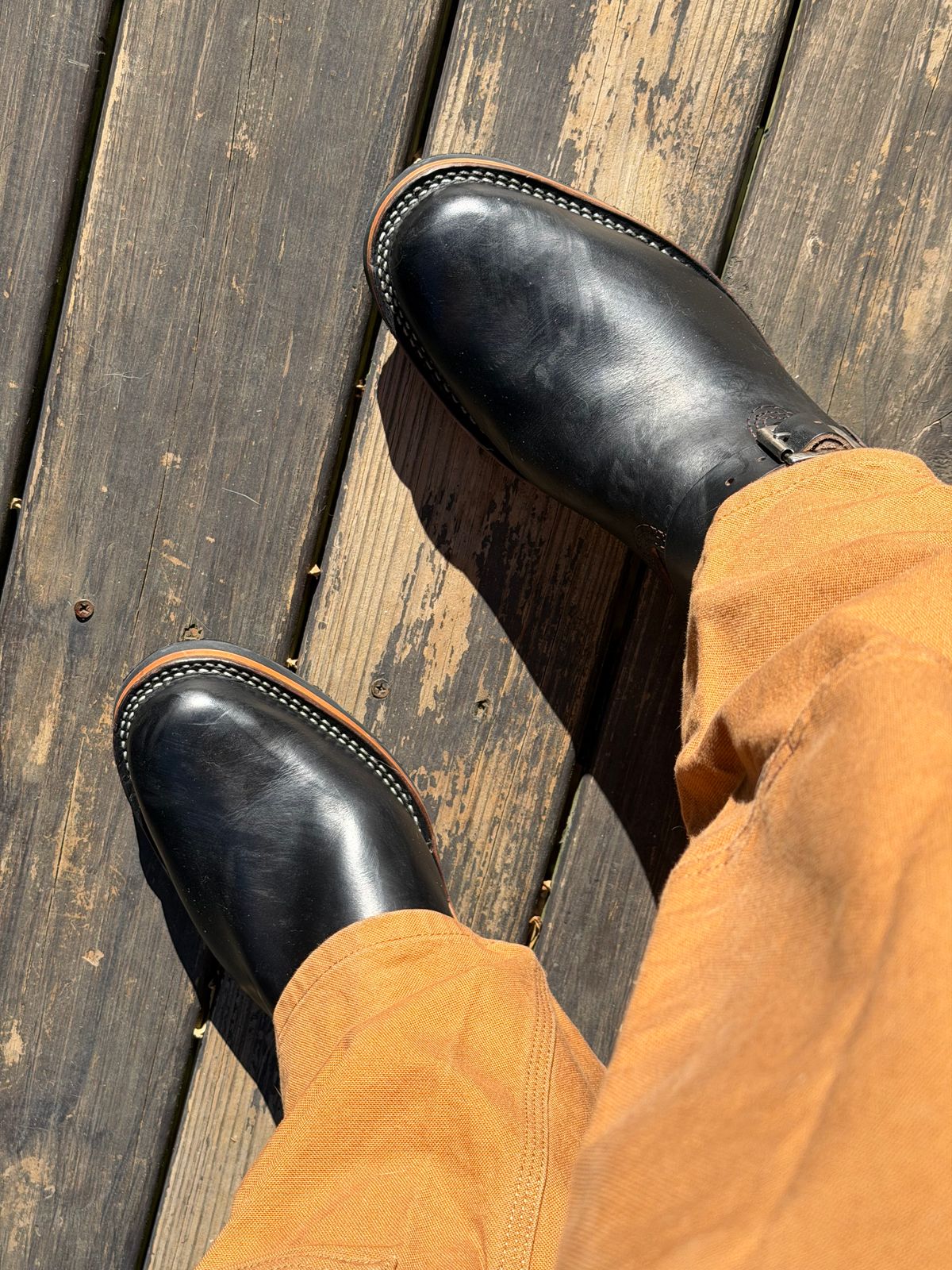 Photo by BigDawg308 on December 30, 2025 of the Wesco Mister Lou in Horween Black Chromexcel Horsehide.