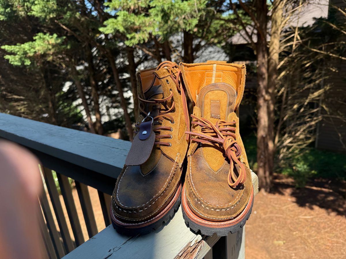 Photo by BigDawg308 on August 6, 2025 of the Easymoc Rangeley in C.F. Stead Waxed Elk & C.F. Stead Snuff Waxed Kudu.