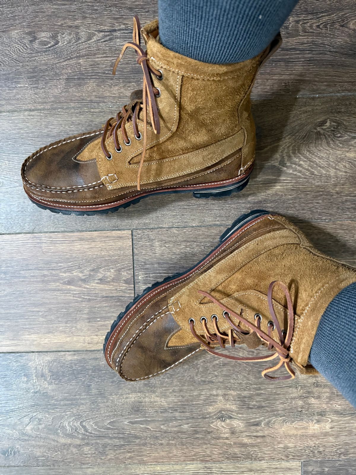 Photo by BigDawg308 on August 19, 2025 of the Easymoc Rangeley in C.F. Stead Waxed Elk & C.F. Stead Snuff Waxed Kudu.