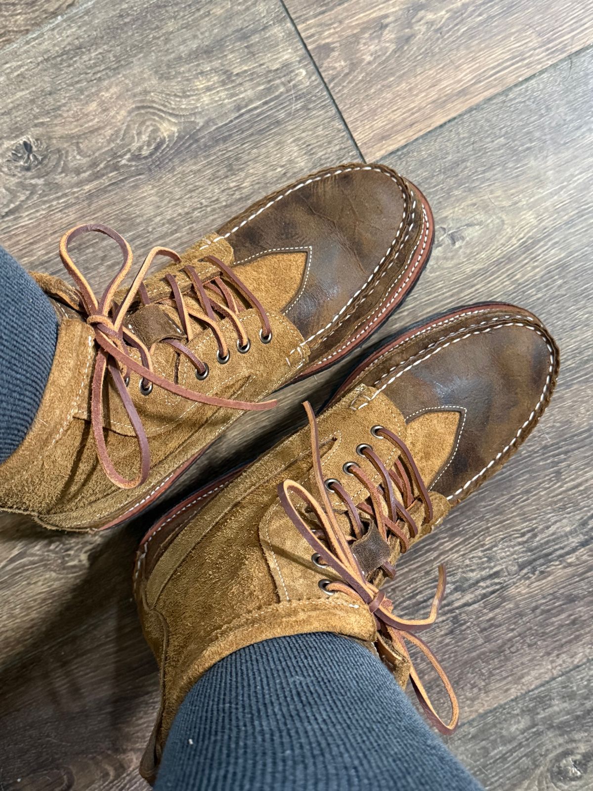 Photo by BigDawg308 on August 19, 2025 of the Easymoc Rangeley in C.F. Stead Waxed Elk & C.F. Stead Snuff Waxed Kudu.