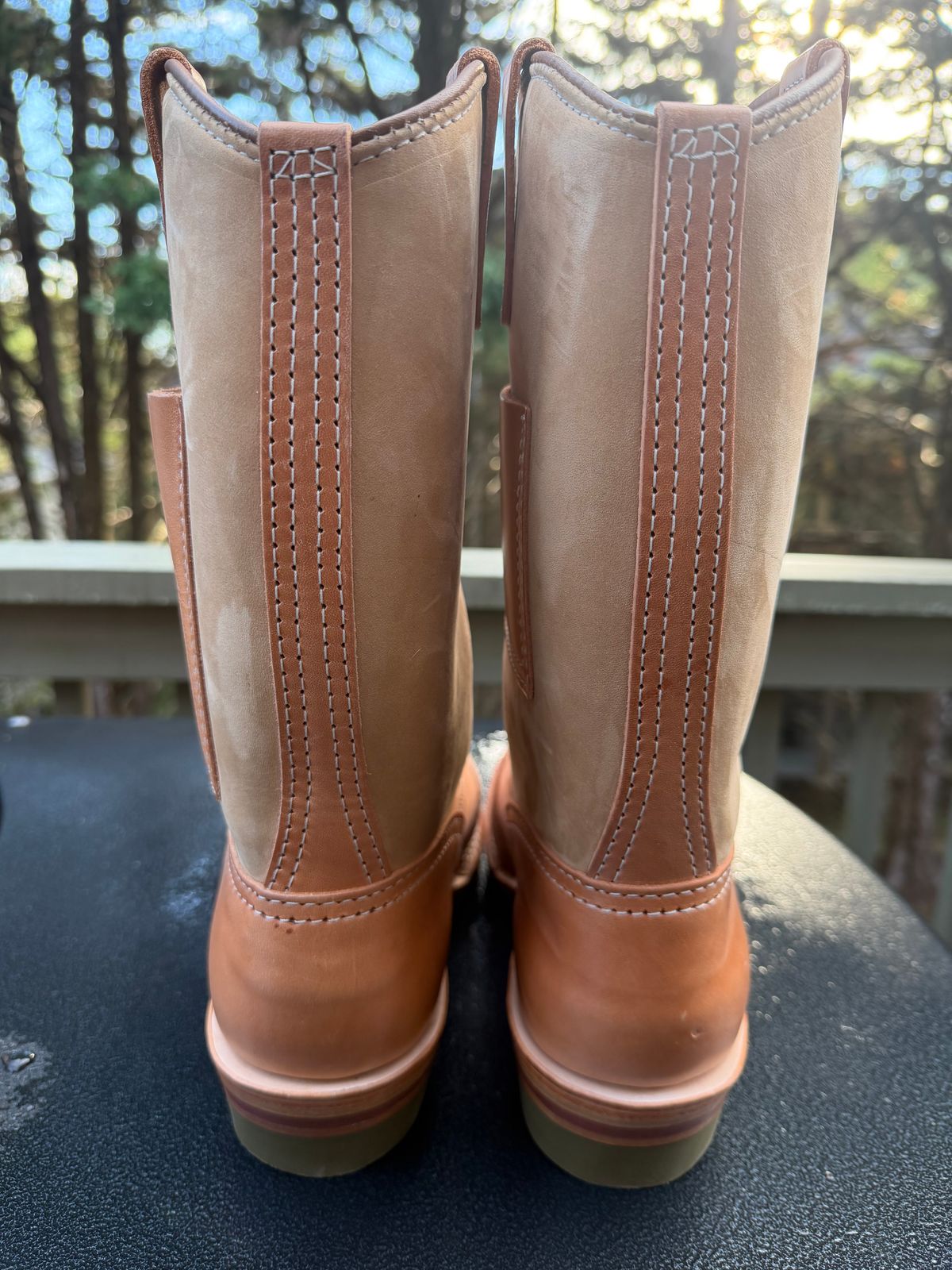 Photo by BigDawg308 on October 1, 2025 of the Wesco Morrison in Maryam Natural Horsebutt & Seidel Burlap.