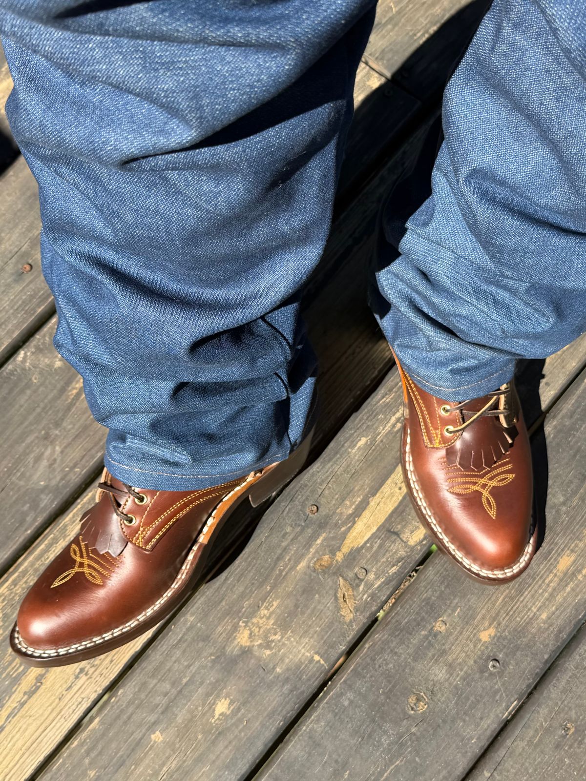 Photo by BigDawg308 on October 16, 2025 of the Frank's Boots Frontier Packer in Horween Timber Chromexcel.