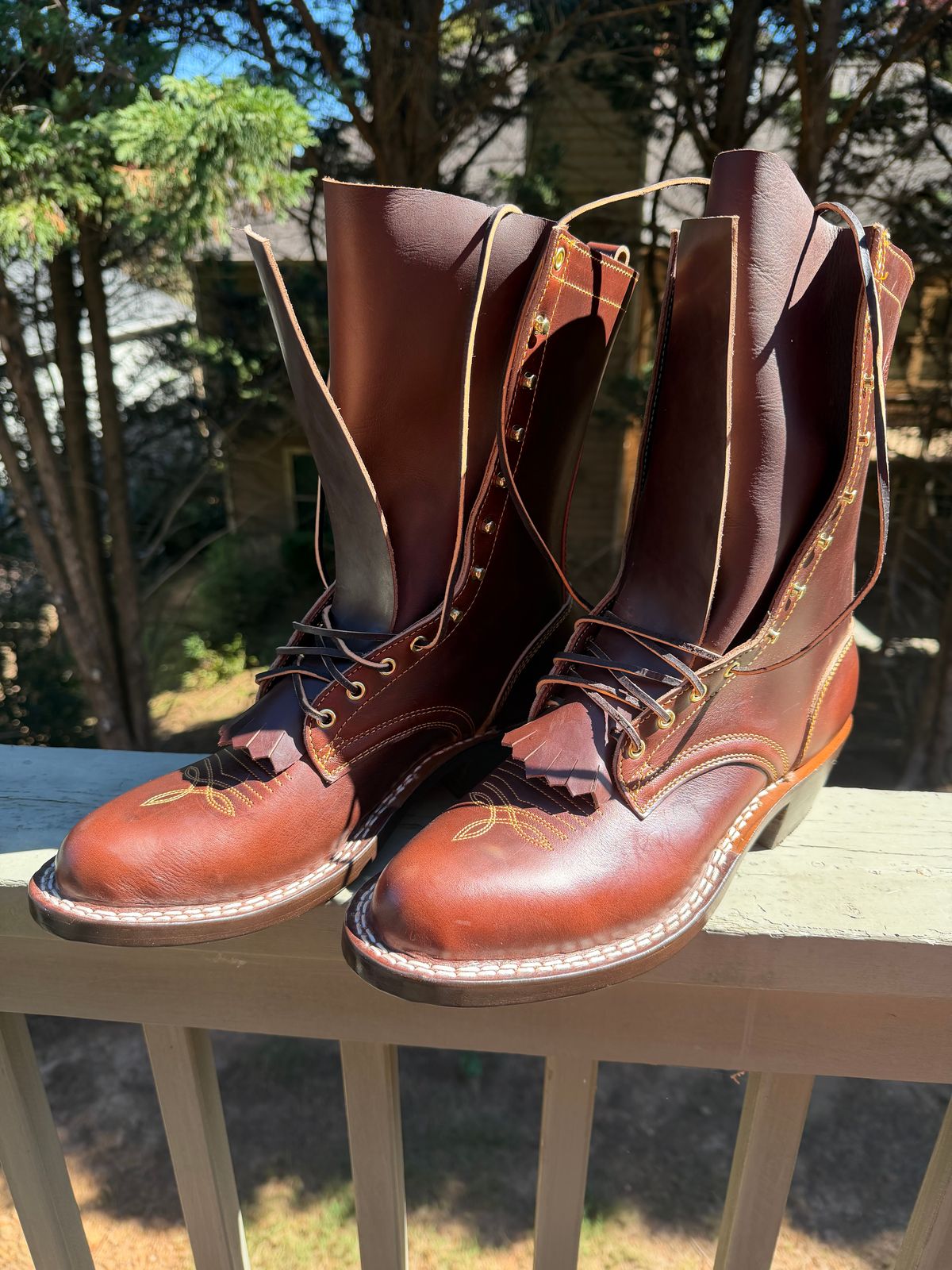 Photo by BigDawg308 on October 16, 2025 of the Frank's Boots Frontier Packer in Horween Timber Chromexcel.