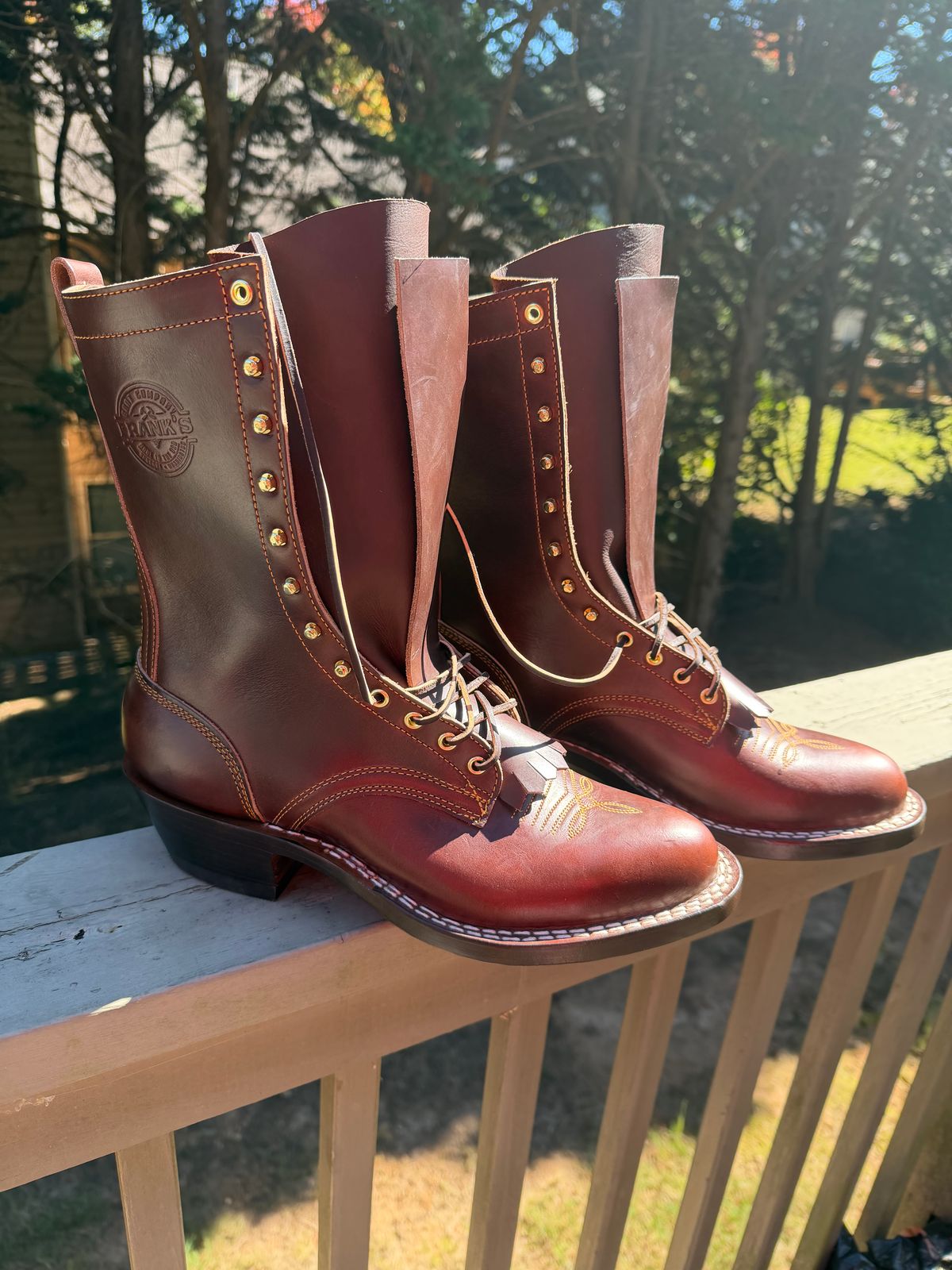 Photo by BigDawg308 on October 16, 2025 of the Frank's Boots Frontier Packer in Horween Timber Chromexcel.