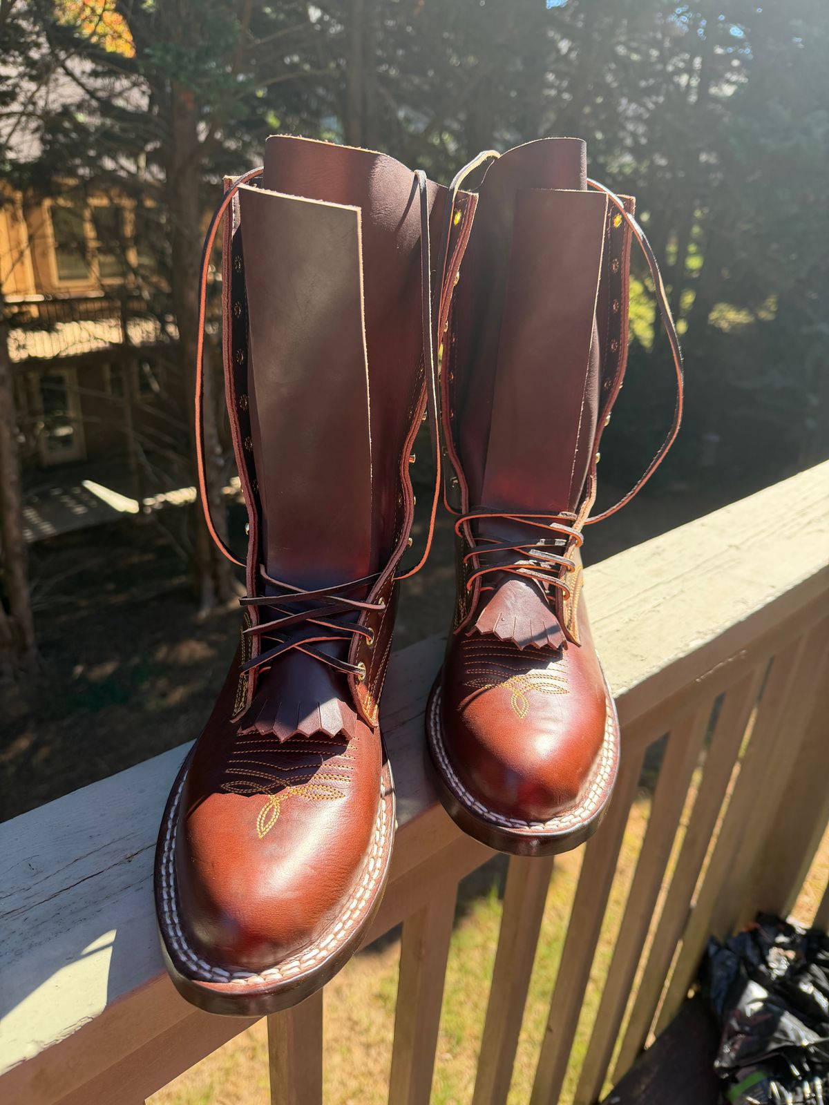 Photo by BigDawg308 on October 16, 2025 of the Frank's Boots Frontier Packer in Horween Timber Chromexcel.