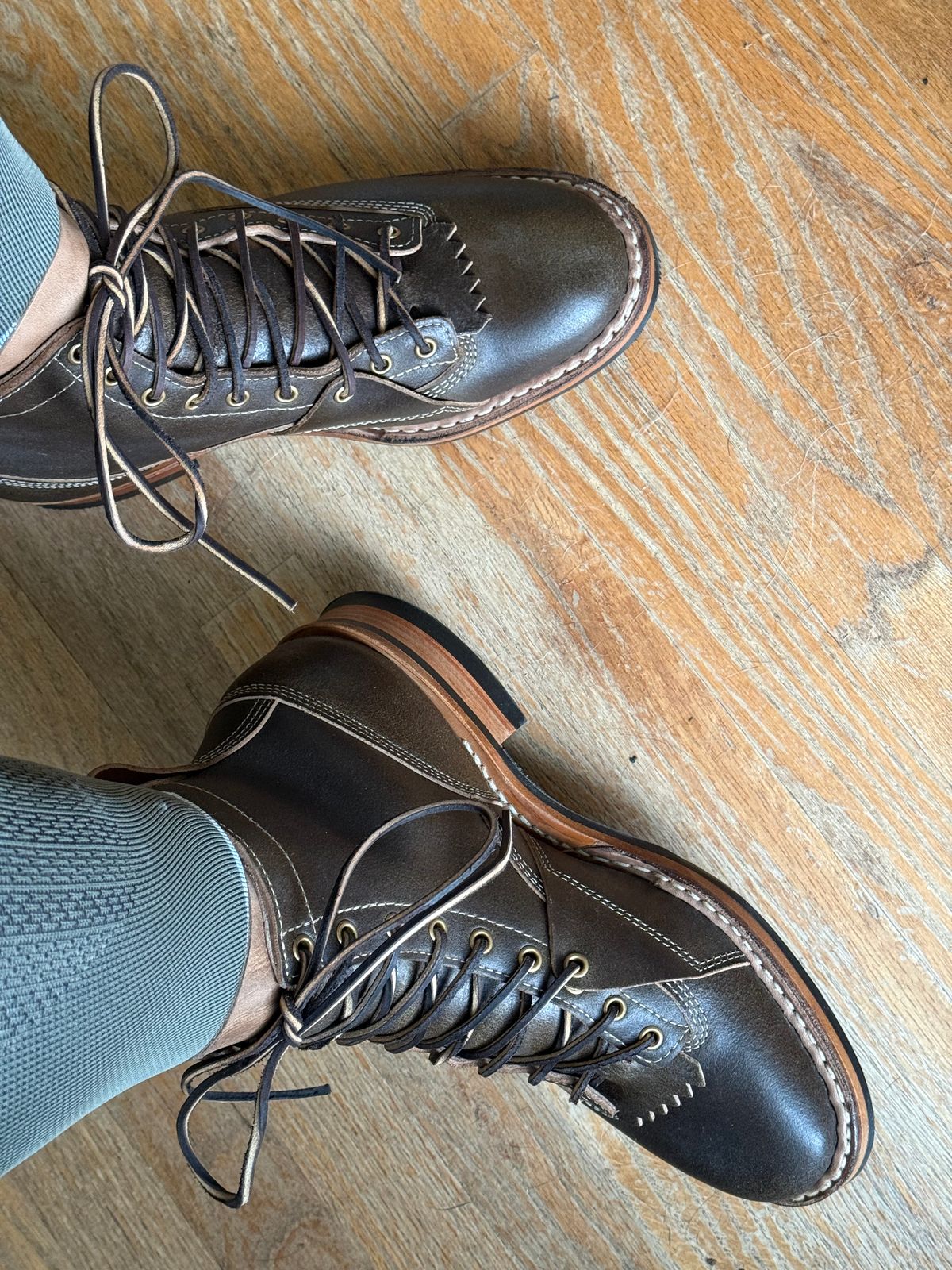 Photo by BigDawg308 on August 27, 2025 of the White's x Division Road LTT Lineman 350 in Horween Olive Waxed Flesh.