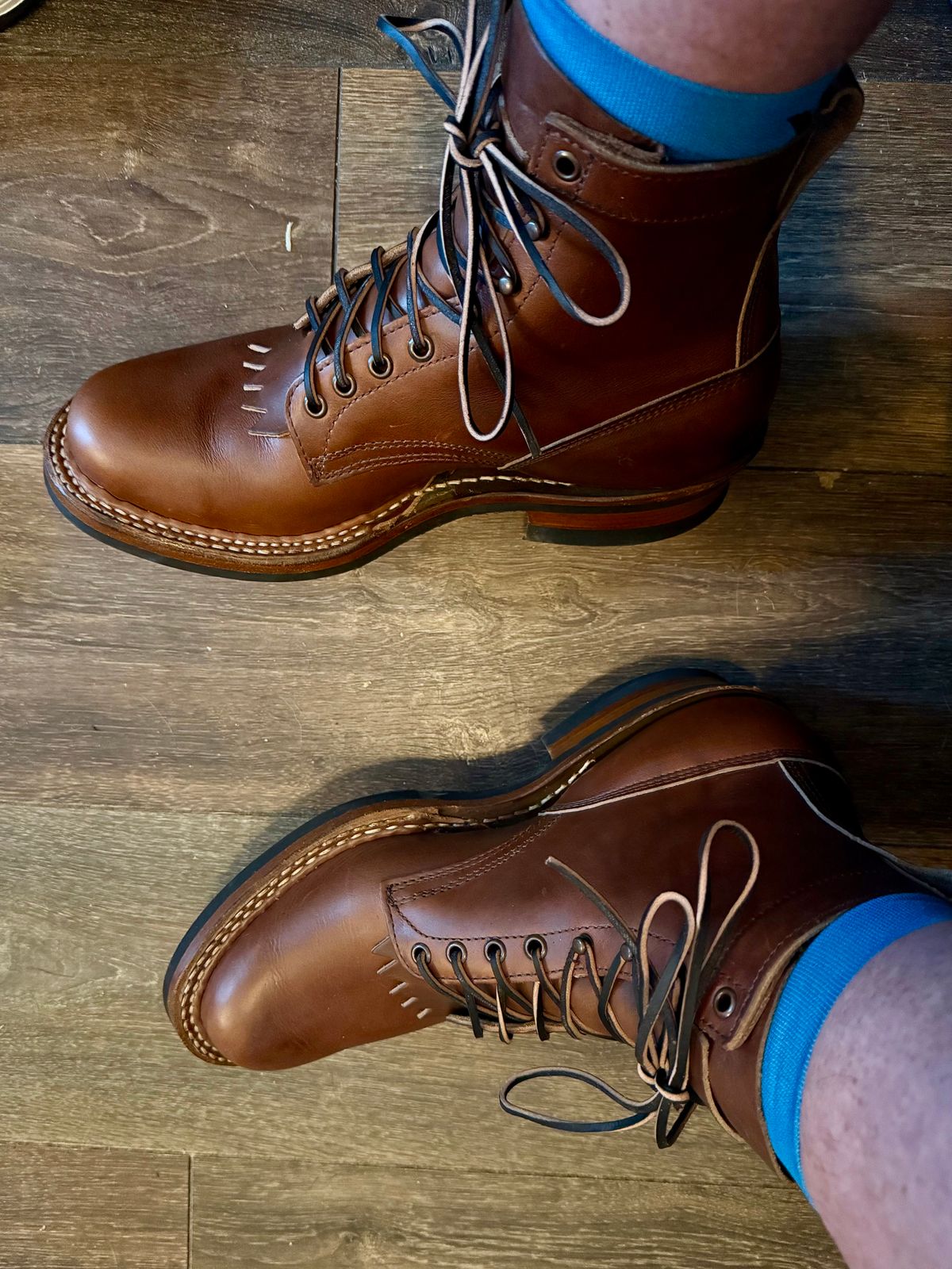 Photo by BigDawg308 on July 25, 2025 of the White's 350 Cruiser in Horween British Tan Chromexcel.