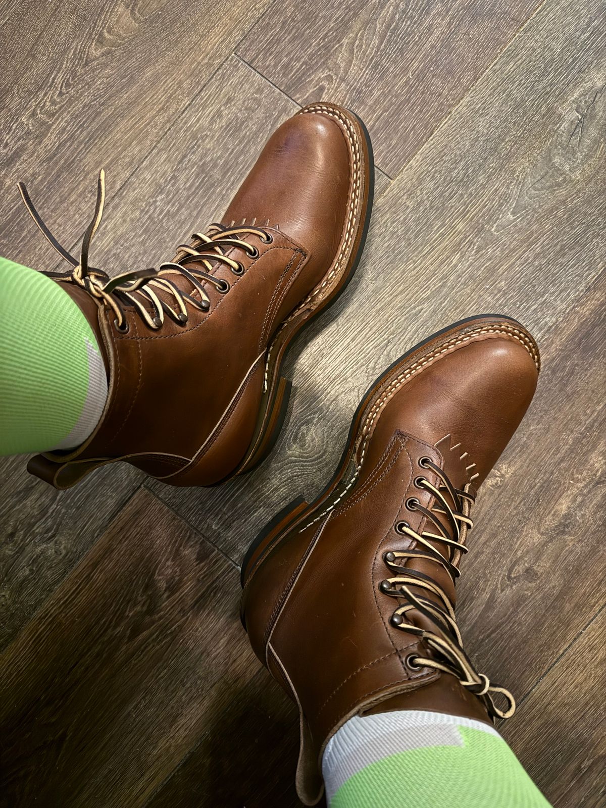 Photo by BigDawg308 on June 17, 2025 of the White's 350 Cruiser in Horween British Tan Chromexcel.