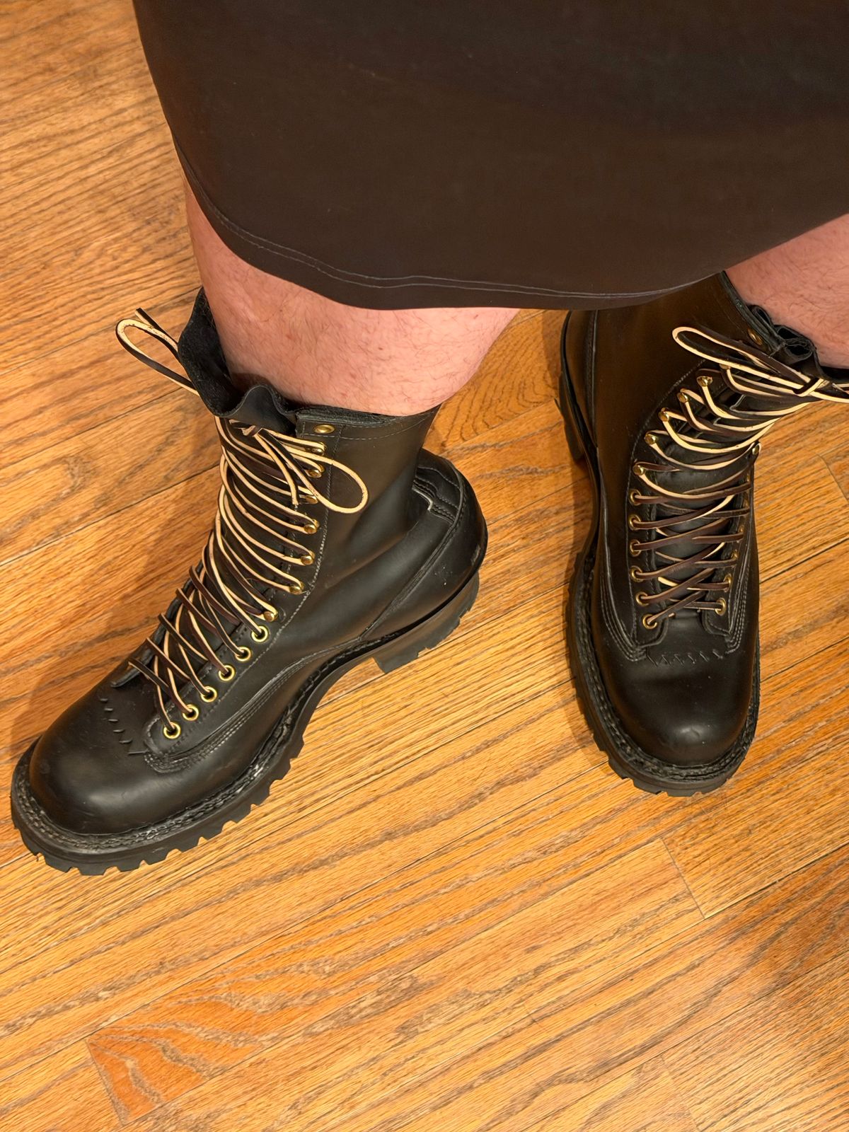 Photo by BigDawg308 on December 18, 2025 of the White's Smokejumper in Seidel Black Oil Tan.