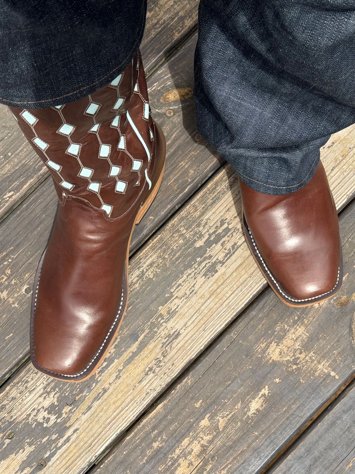 Photo by BigDawg308 on June 18, 2026 of the Olathe Boot Company Cutter Toe in Maryam Vachetta Walnut Horsebutt.