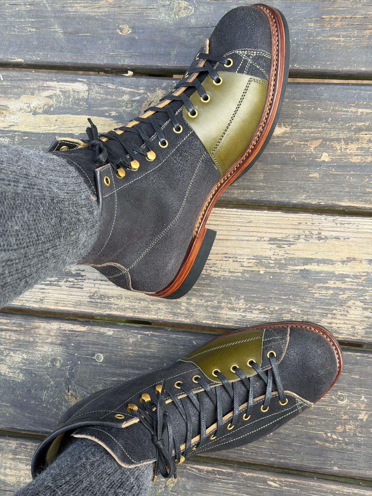 Photo by BigDawg308 on March 26, 2026 of the Sagara Cordmaster in Badalassi Carlo Oliva Minerva Reverse Overdyed Black & Badalassi Carlo Oliva Pueblo.