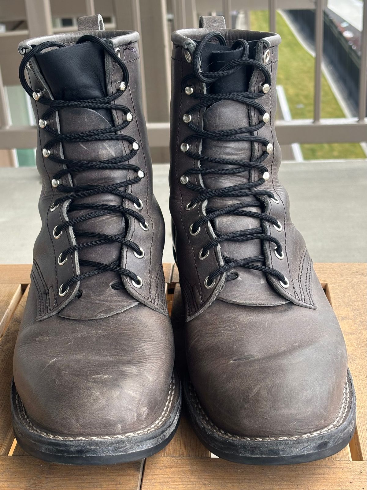 Photo by ThatShowroomGuy on January 5, 2026 of the Nicks Ranger in Cypress Light Grey.