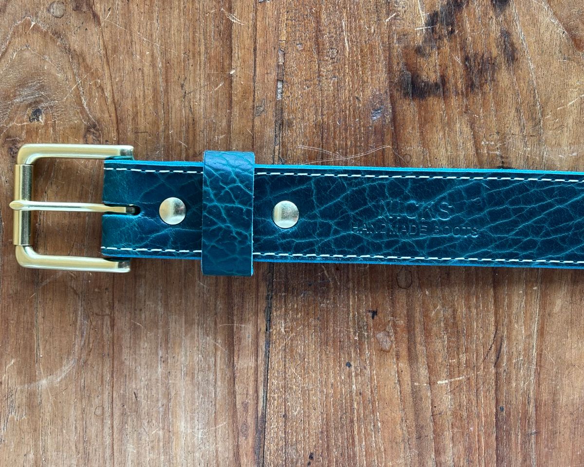 Photo by ThatShowroomGuy on October 2, 2025 of the Nicks Heritage Belt in Turquoise Shrunken Bison.