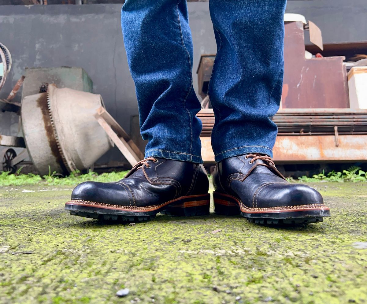 Photo by dije on November 4, 2025 of the Fortis Boots Dakar Captoe Boots in Gallun Cognac HB Horsebutt & Overdyed Black.