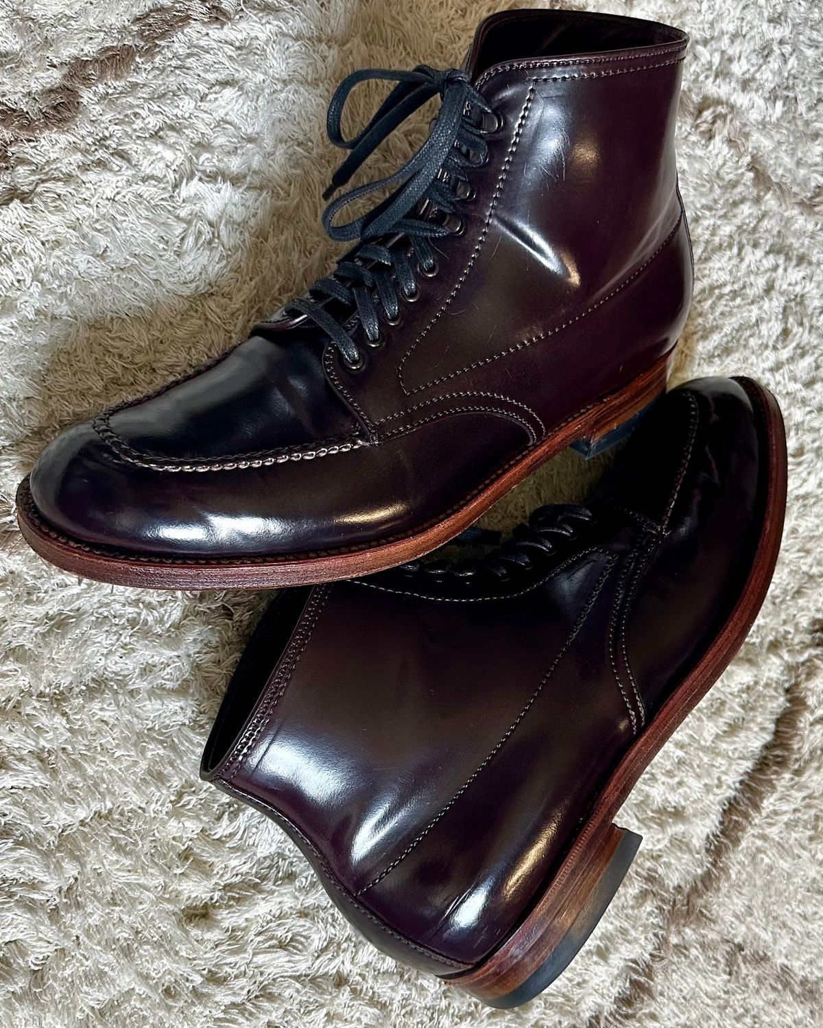 Photo by FunkyMonk78 on July 26, 2024 of the Alden Indy Boot in Horween Color 8 Shell Cordovan.