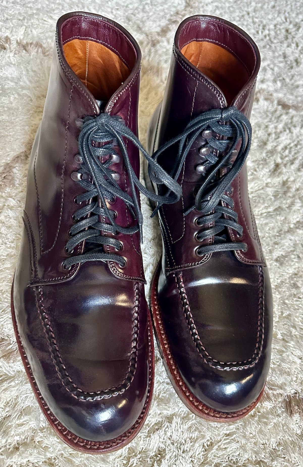 Photo by FunkyMonk78 on July 26, 2024 of the Alden Indy Boot in Horween Color 8 Shell Cordovan.