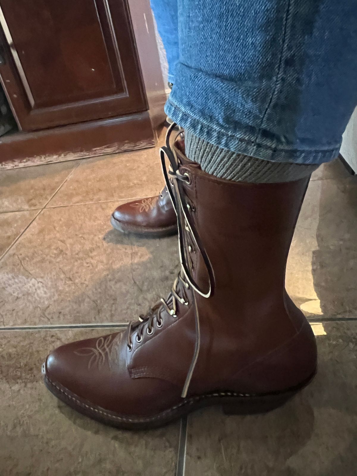 Photo by alex43366 on October 1, 2025 of the White's Packer Pointed Toe in Seidel Red Dog Oil Tan.