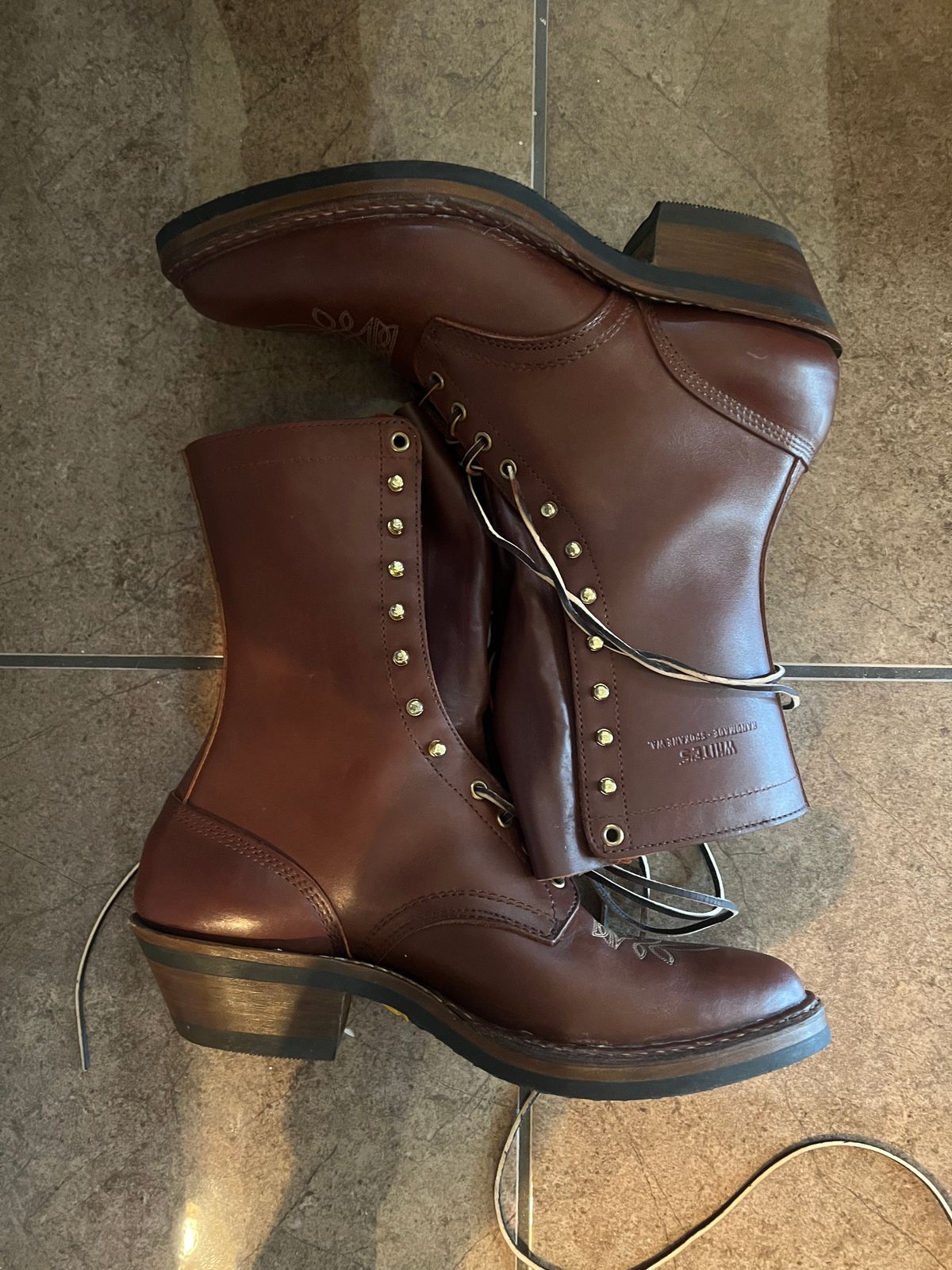 Photo by alex43366 on October 1, 2025 of the White's Packer Pointed Toe in Seidel Red Dog Oil Tan.