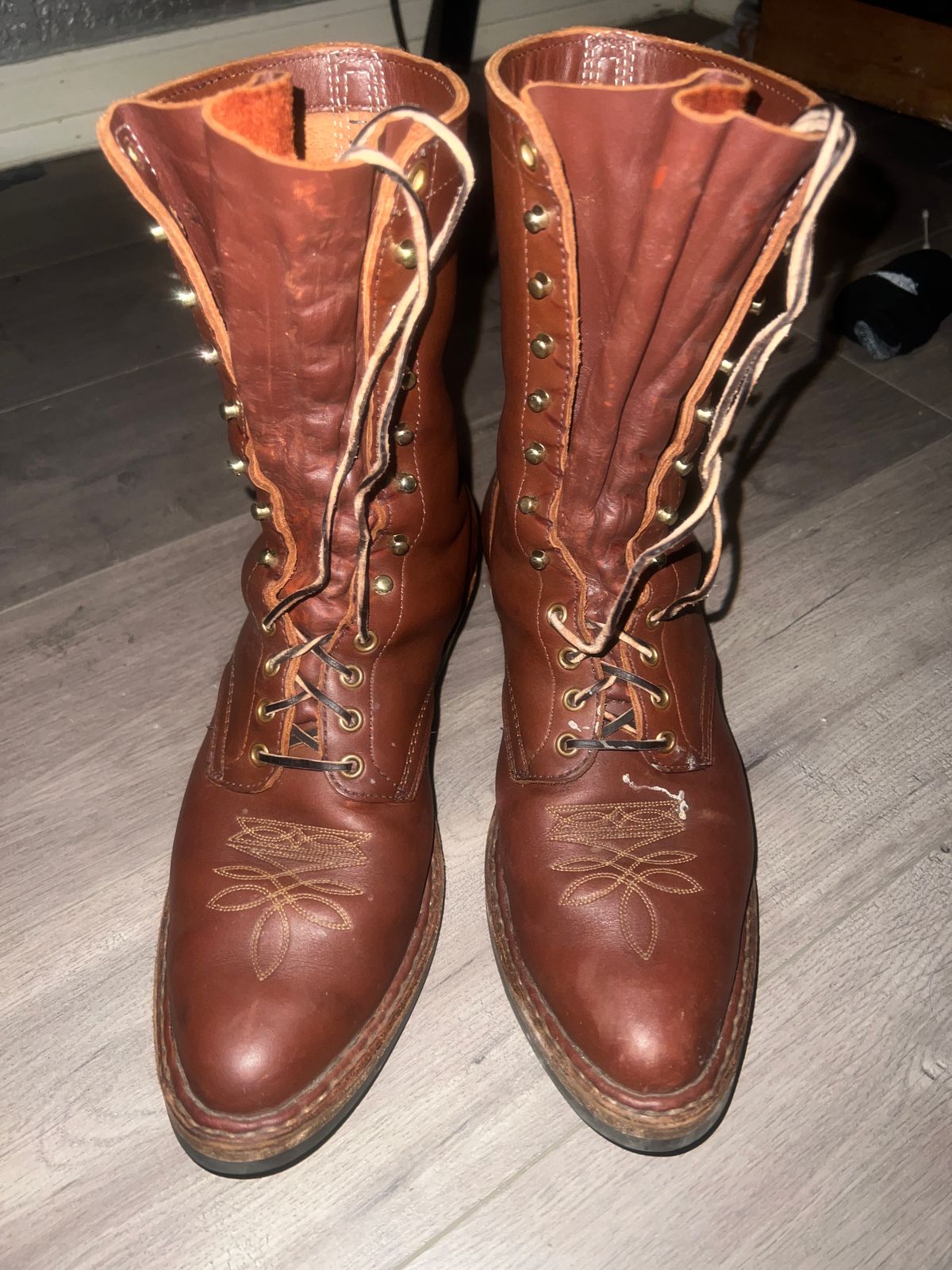 Photo by alex43366 on November 6, 2025 of the White's Packer Pointed Toe in Seidel Red Dog Oil Tan.