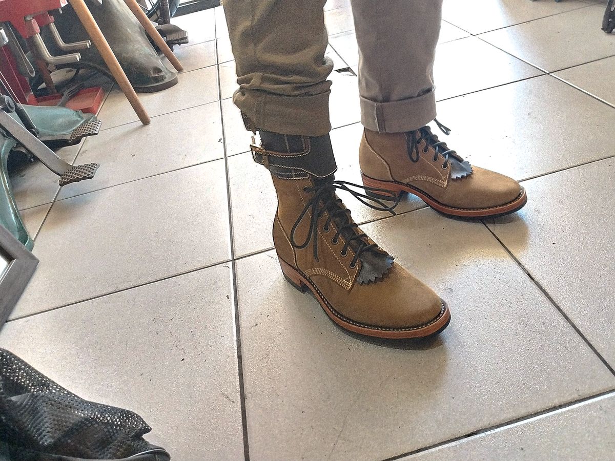 Photo by amagton on May 12, 2025 of the Willie's Handmade Boots M43 Double Buckle in S.B. Foot Olive Mohave Roughout.