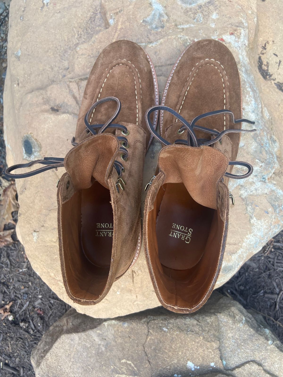 Photo by williamh on October 1, 2024 of the Grant Stone Brass Boot in Snuffe Reverse kudu.