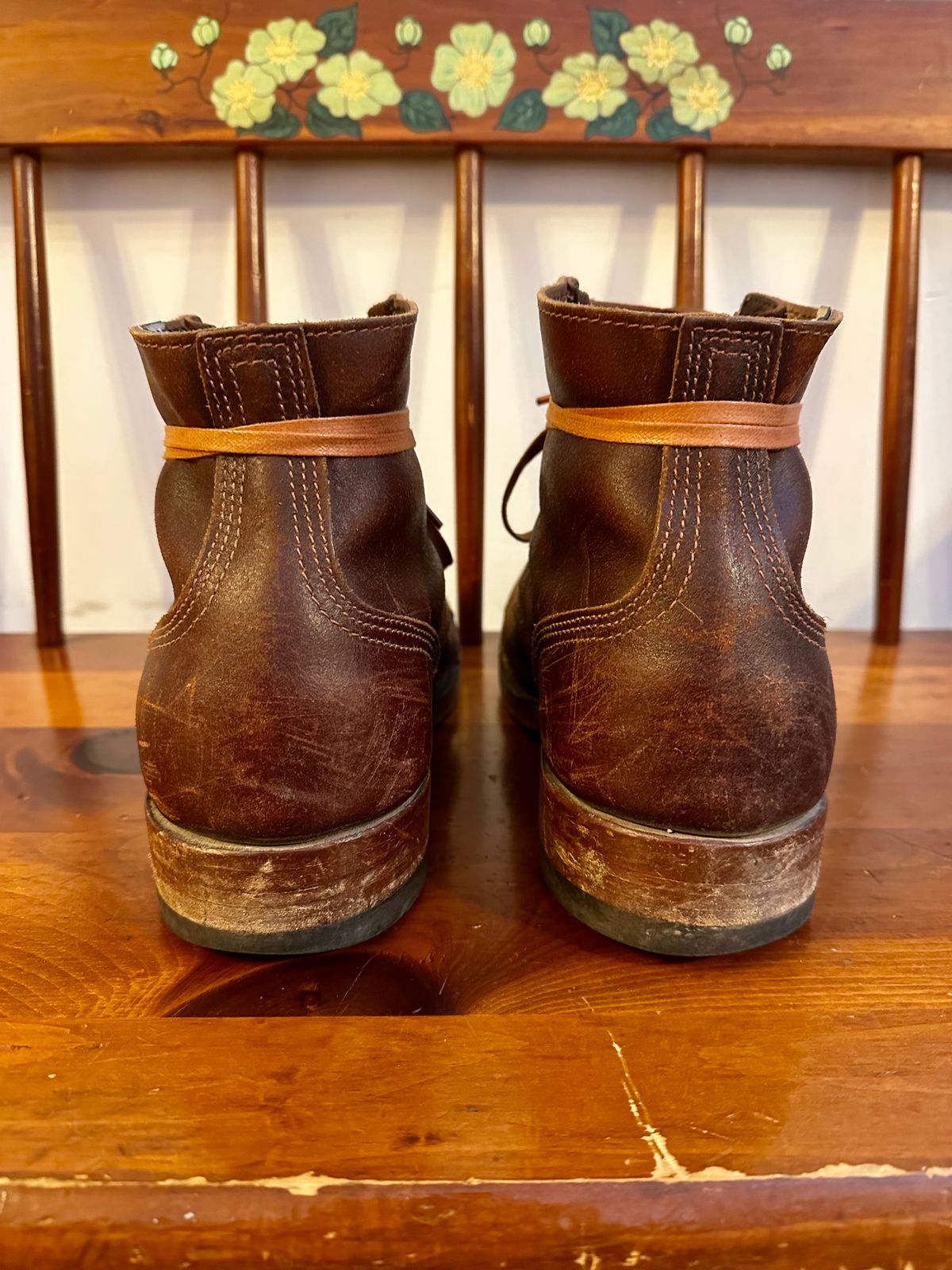 Photo by KeganThunder on January 5, 2025 of the Nicks MTO in Horween Tan Waxed Flesh.